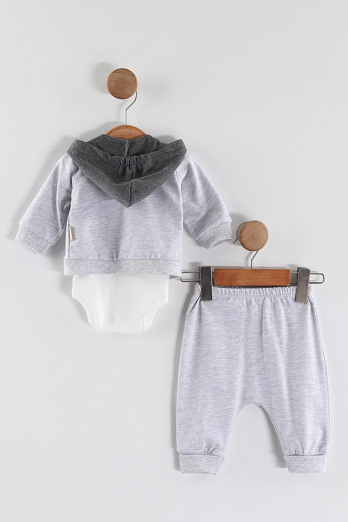 Gri (0-9 Ay) Little  Nakışlı Kapüşonlu Hırkalı Zıbınlı  Erkek Bebek 3'lü Takım 456357
