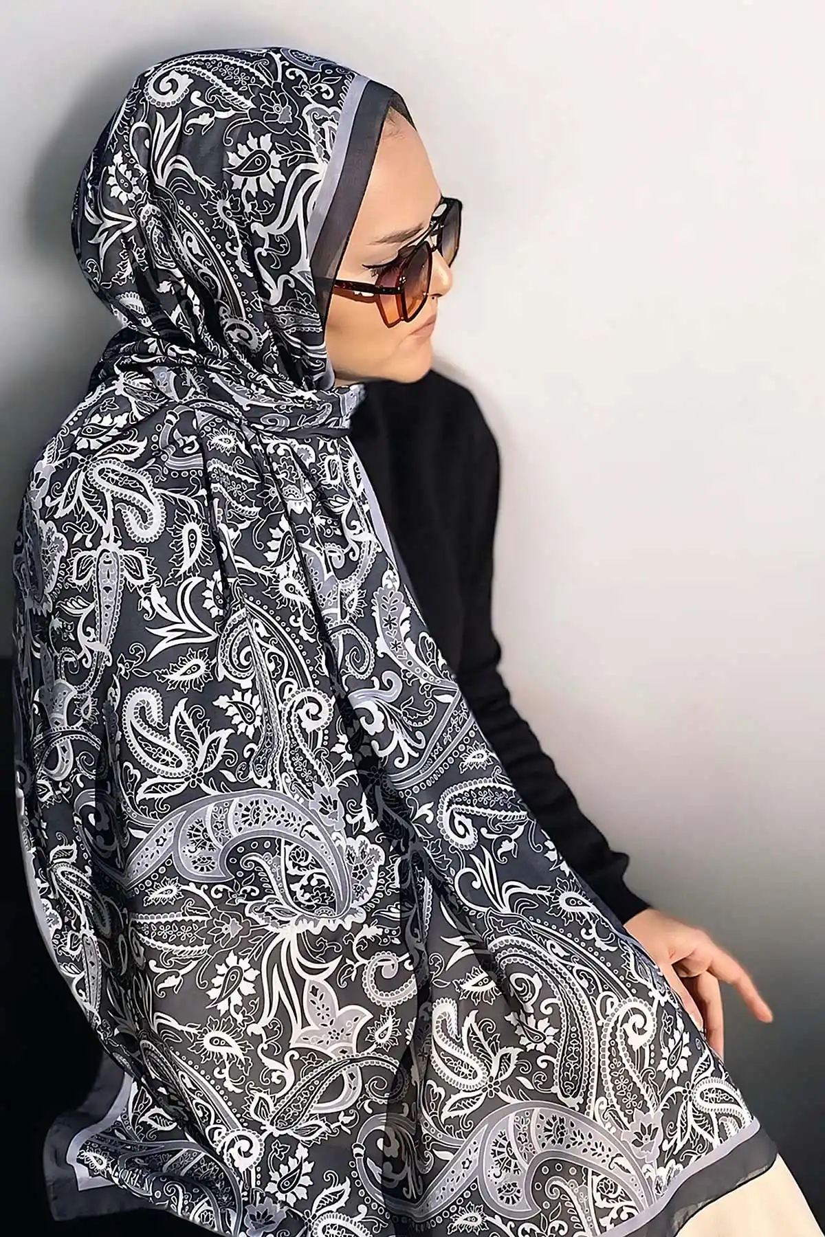 Gri 180X70 cm Dijital Baskı Shıne Desenli Pamuk Şal 333505