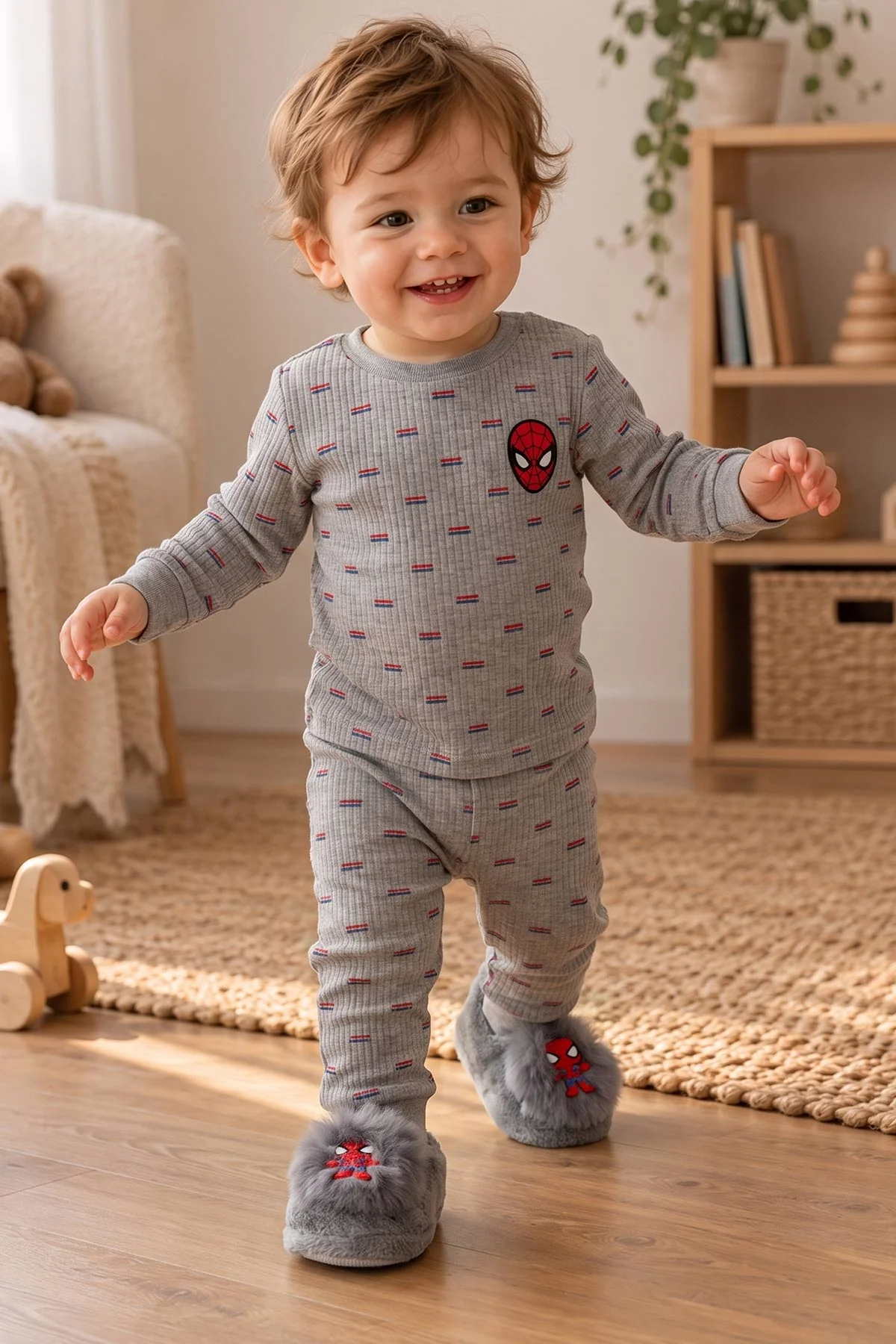 Gri ( 21 - 24 ) Peluş Figürlü Erkek Bebek Panduf 495165