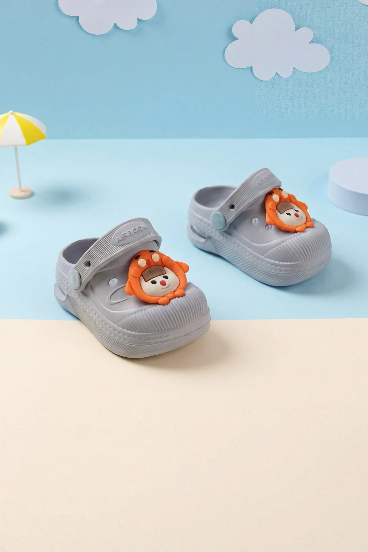 Gri ( 21 - 28 ) Figürlü Kız Bebek / Çocuk Terlik ve Sandalet 464819
