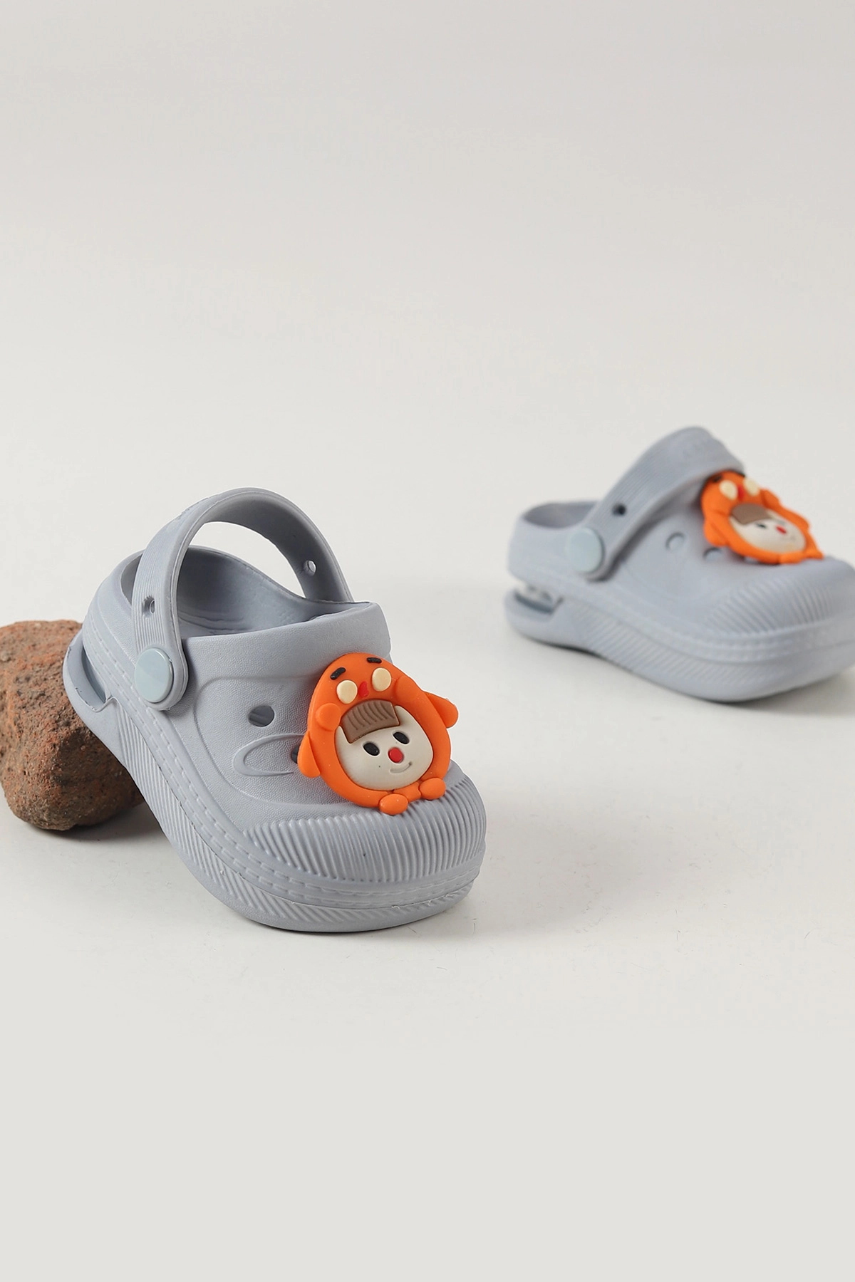 Gri ( 21 - 28 ) Figürlü Kız Bebek / Çocuk Terlik ve Sandalet 464819