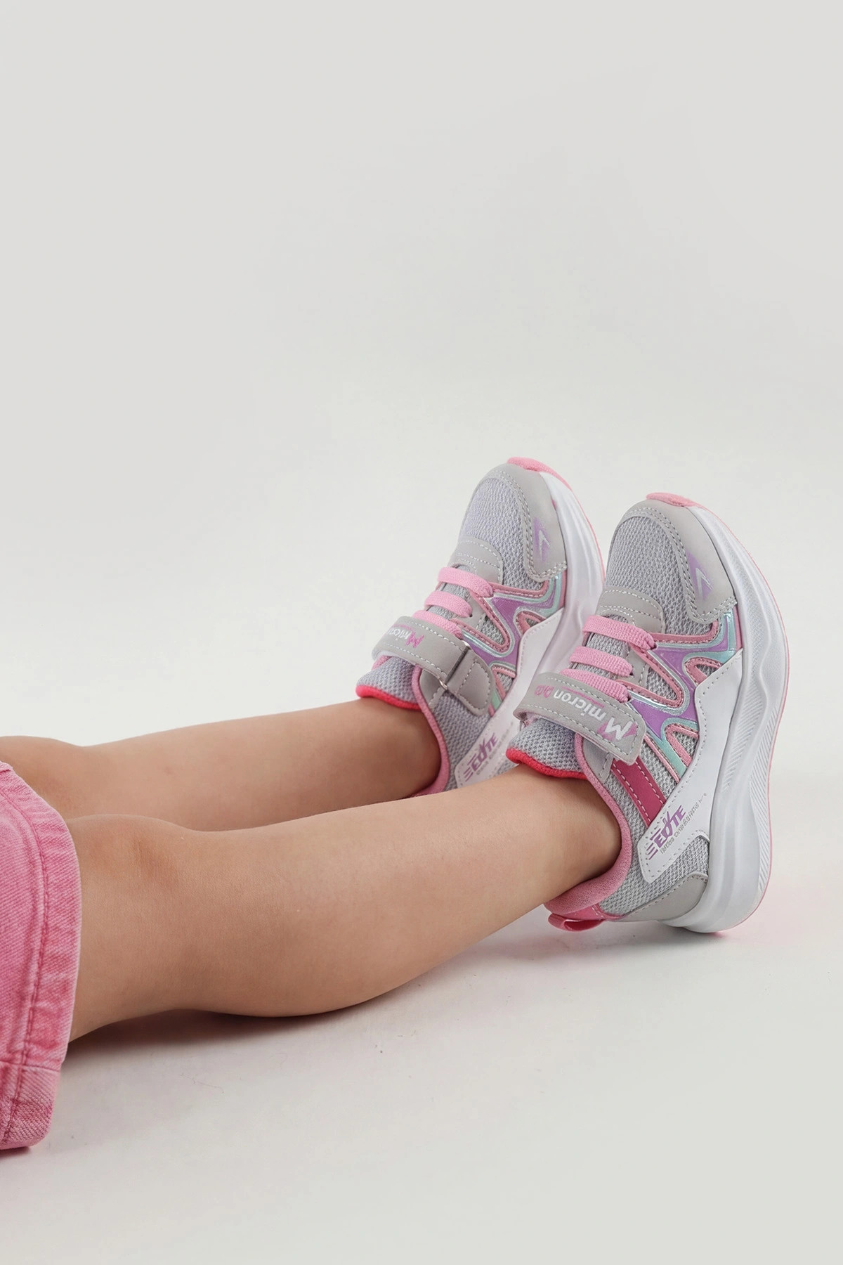 Gri ( 26 - 30 ) Cırt Bantlı Kız Çocuk Spor Ayakkabı 444603