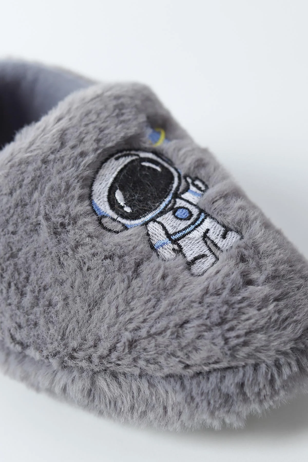Gri ( 29 - 34 ) Peluş Figürlü Erkek Çocuk Panduf 495177