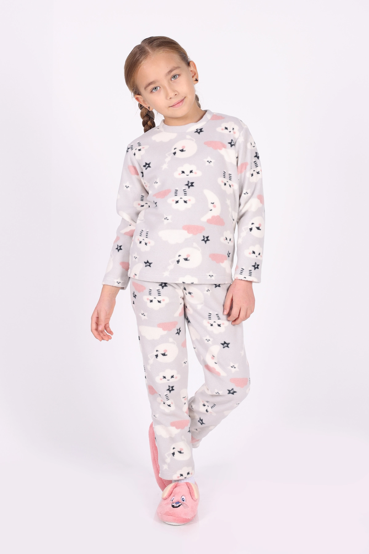 Gri (4-12 Yaş) Ay ve Bulut Desenli Polar Kumaş Kız Çocuk Pijama Takımı 327477
