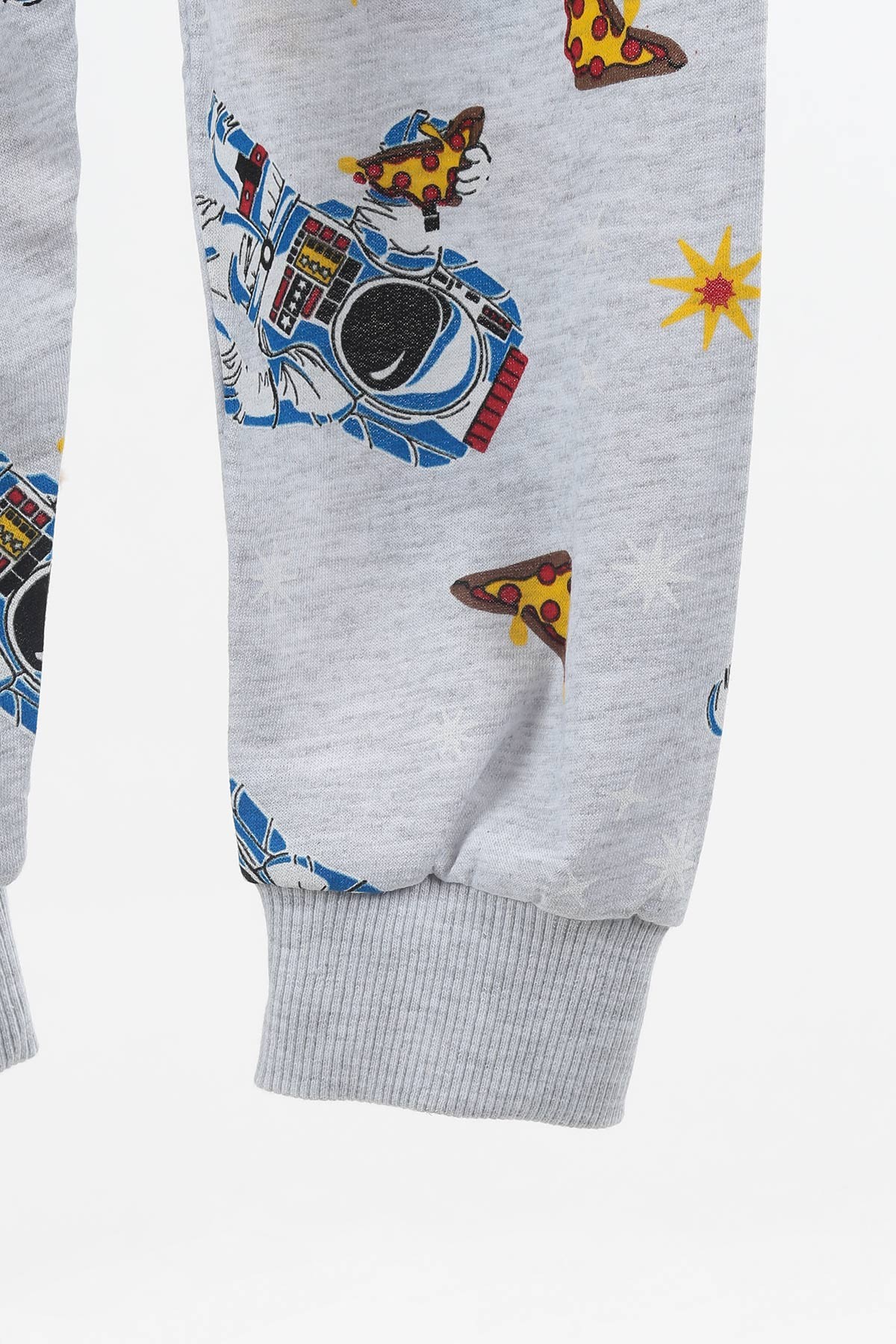 Gri (4-13 Yaş) Astronot Pizza Baskılı Erkek Çocuk Takım 137599