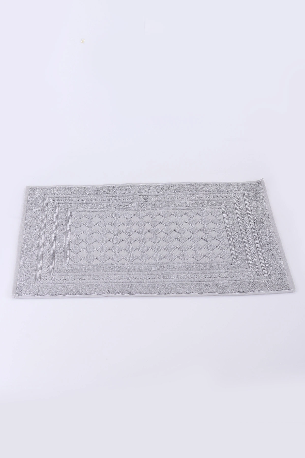 Gri 50x70 Cm Piramit Desenli Jakarlı Ayak Havlusu 448890