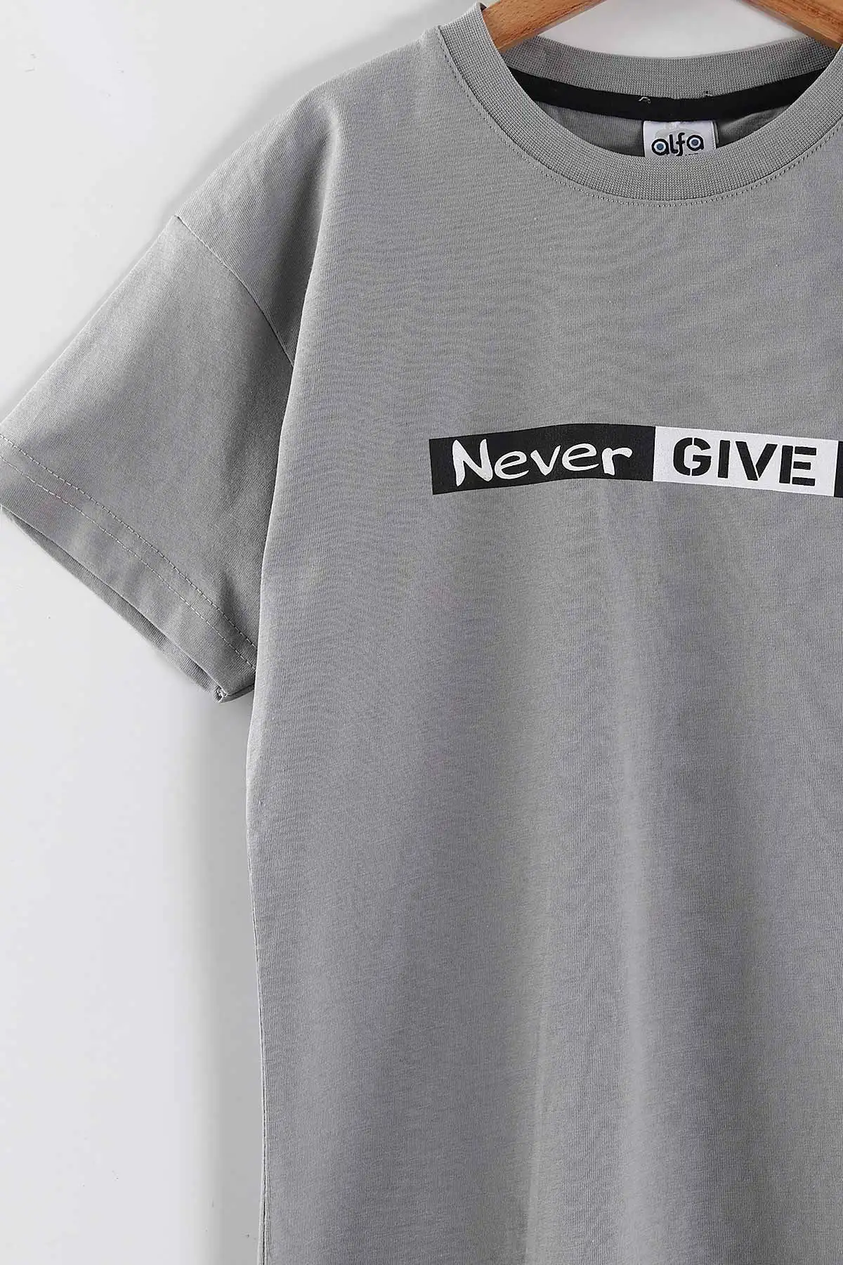 Gri (7-14 Yaş) Never Give Up Baskılı   Şortlu Süprem Erkek Çocuk Yazlık Takım 446312
