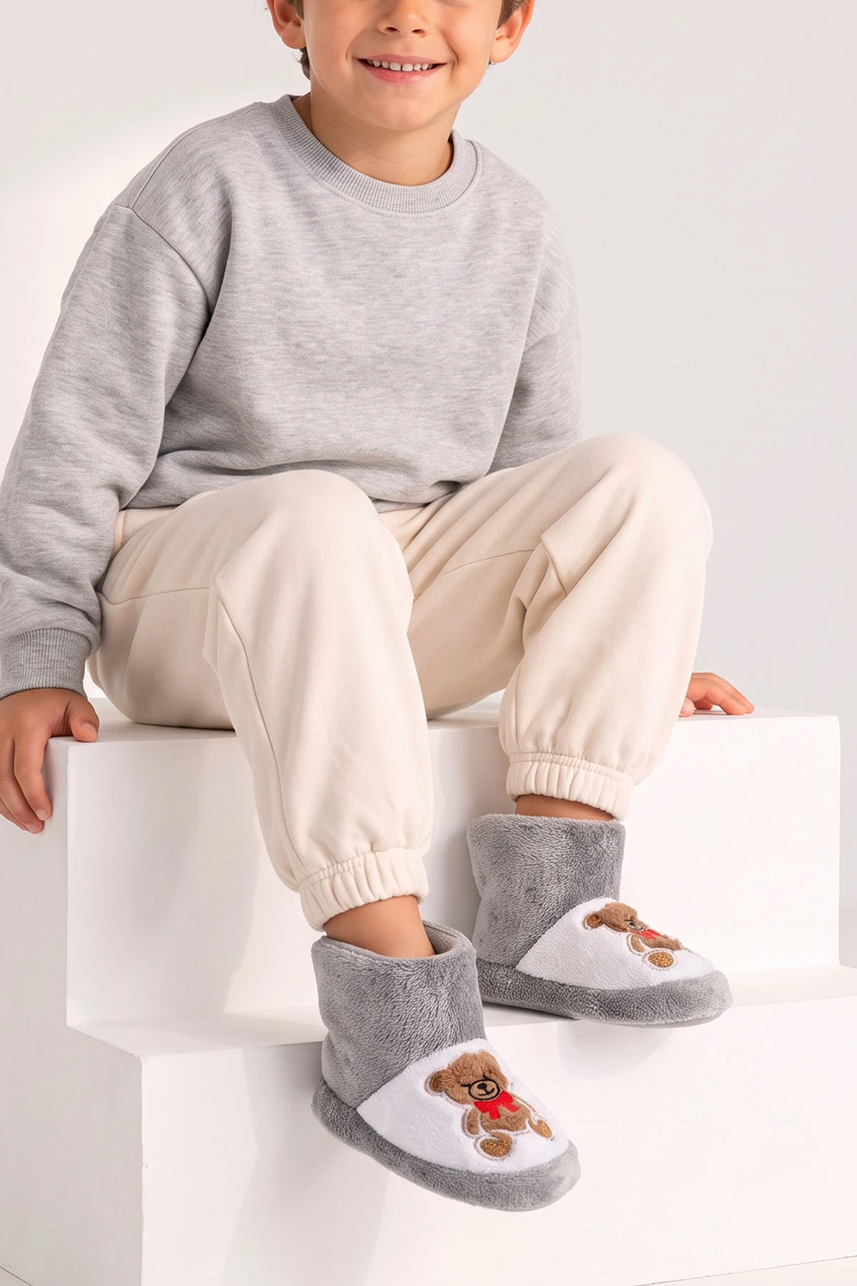 Gri Beyaz ( 25 - 30 ) Peluş Figürlü Erkek Çocuk Panduf 498644