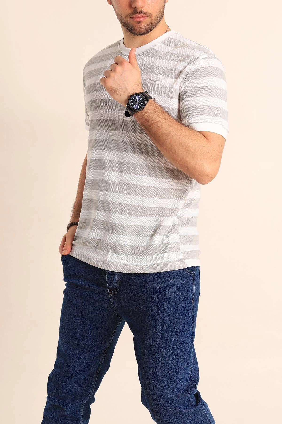 Gri Beyaz Regular Fit Çizgili Yazı Detay Erkek Tişört 252186