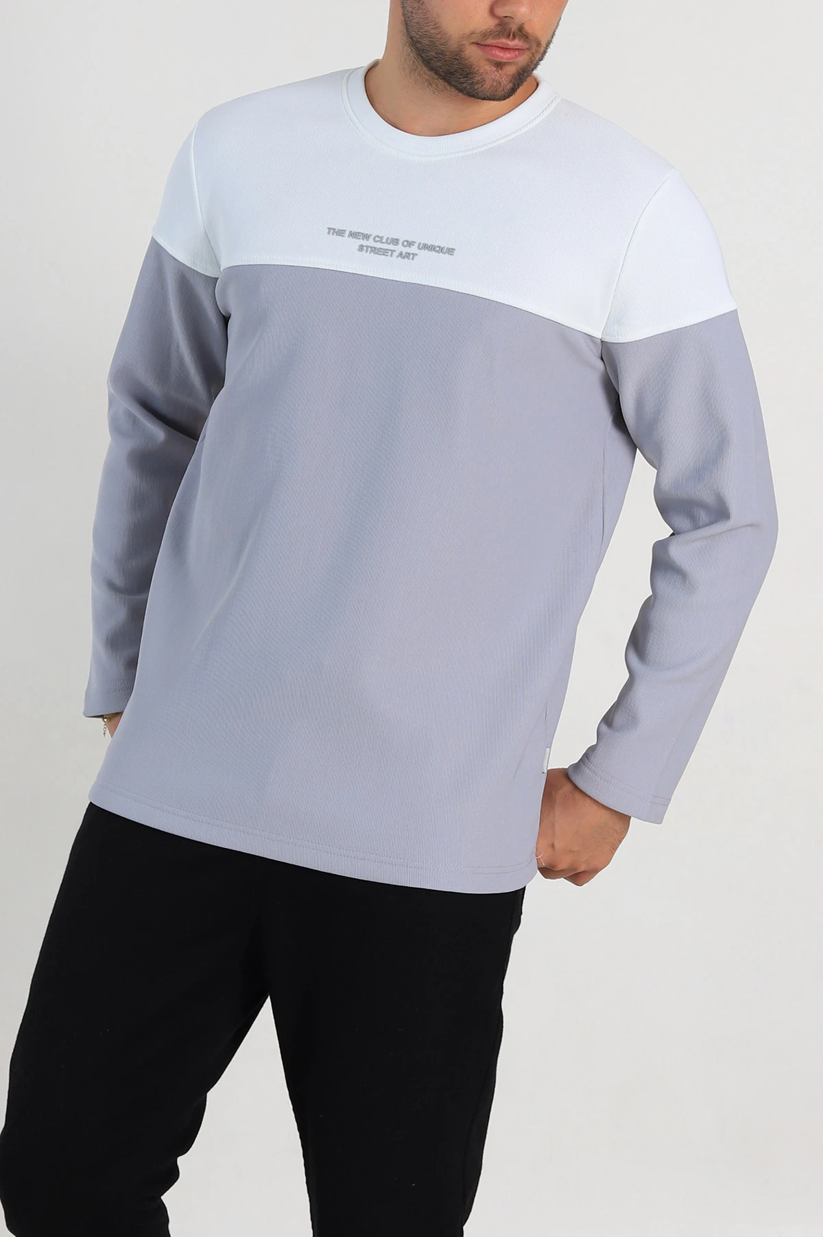 Gri Beyaz Regular Fit Kabartma Baskılı Erkek Sweatshirt 305870