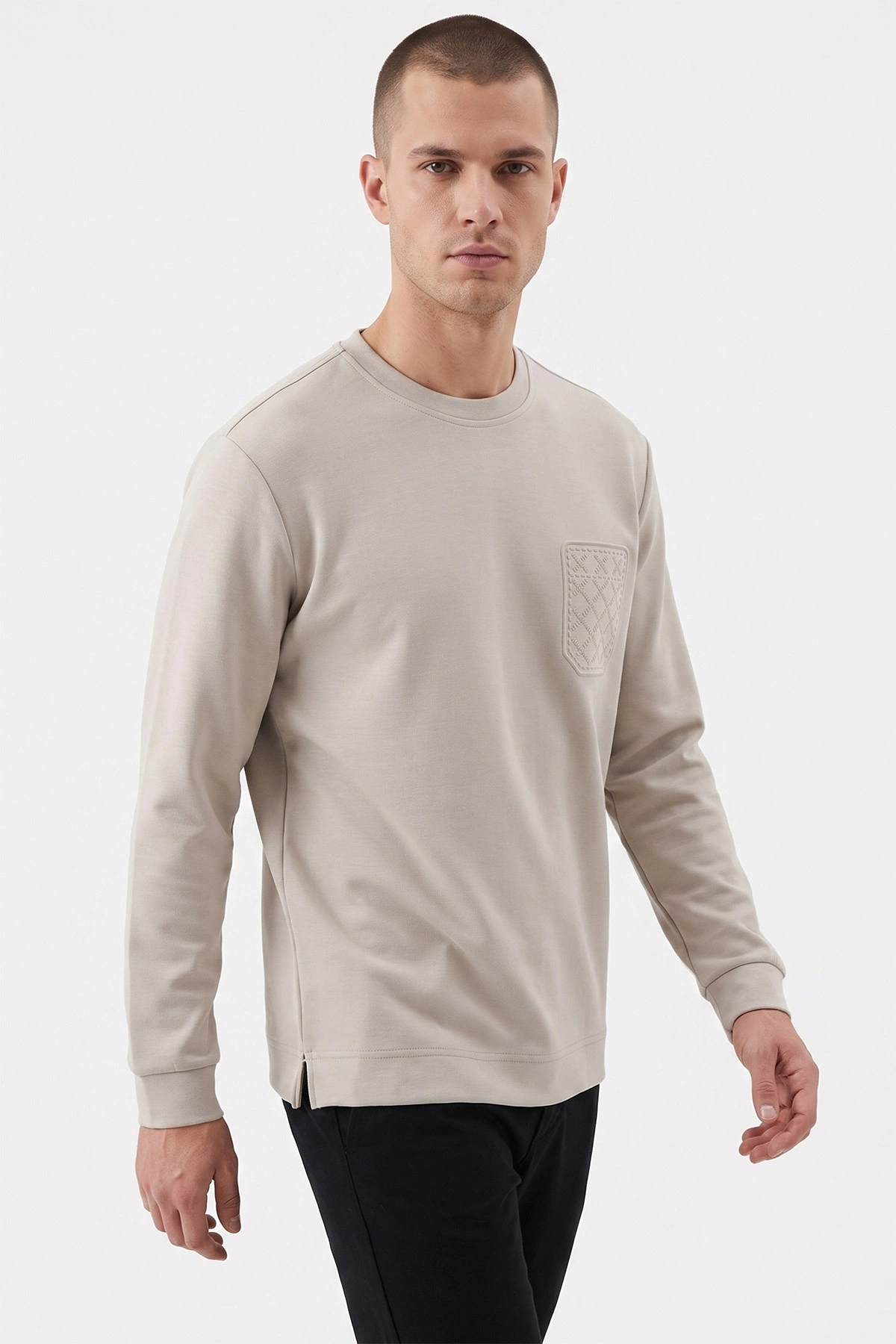 Gri Bisiklet Yaka Kabartma Detaylı Erkek Sweatshirt 482803
