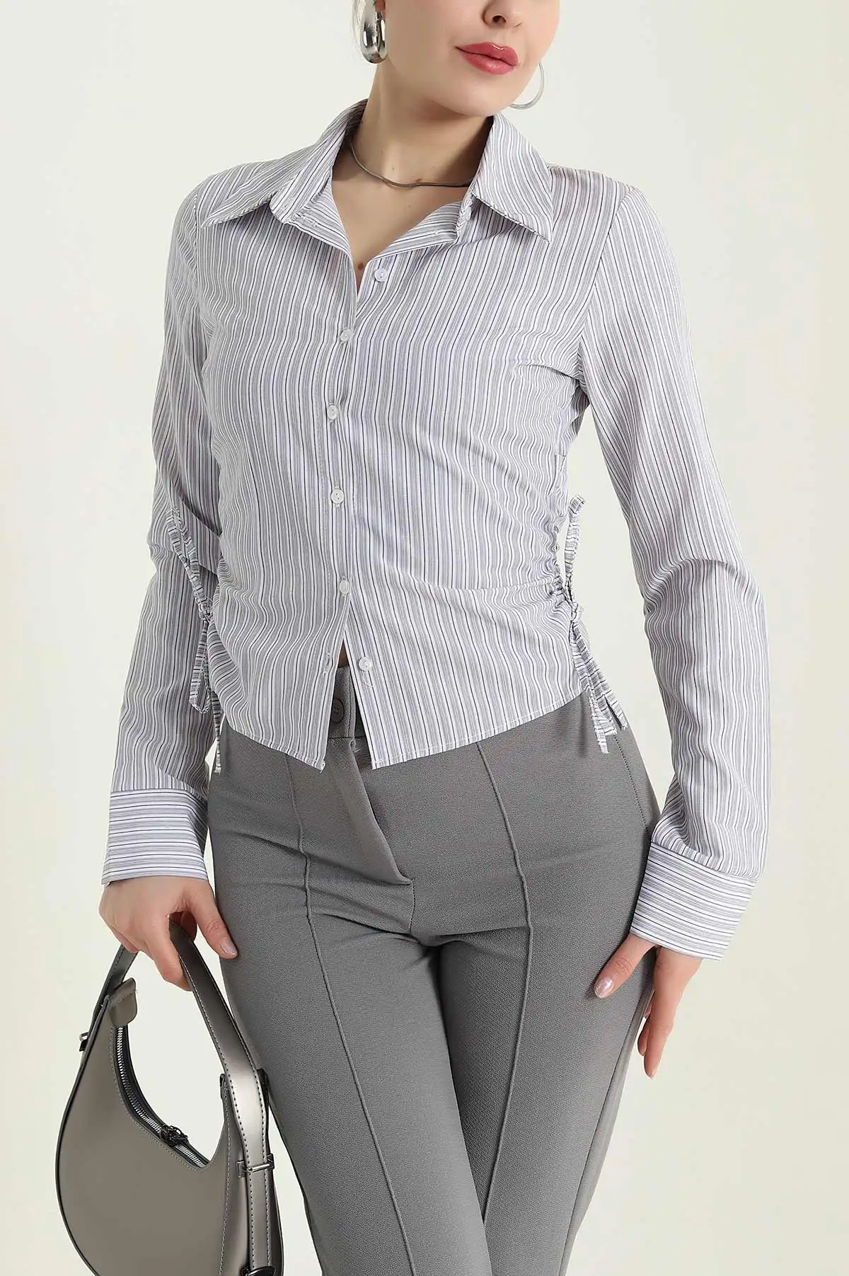 Gri Çizgili Poplin Kadın Gömlek 434272