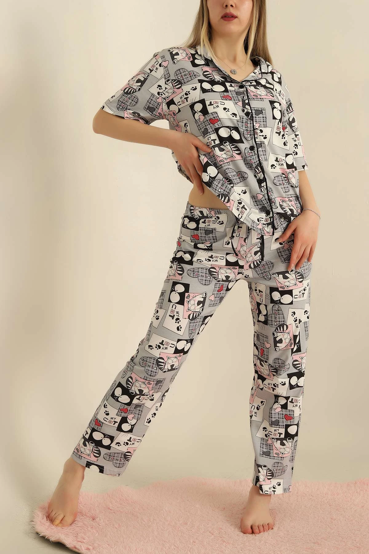 Gri Düğmeli Desenli Bayan Pijama Takımı 258532