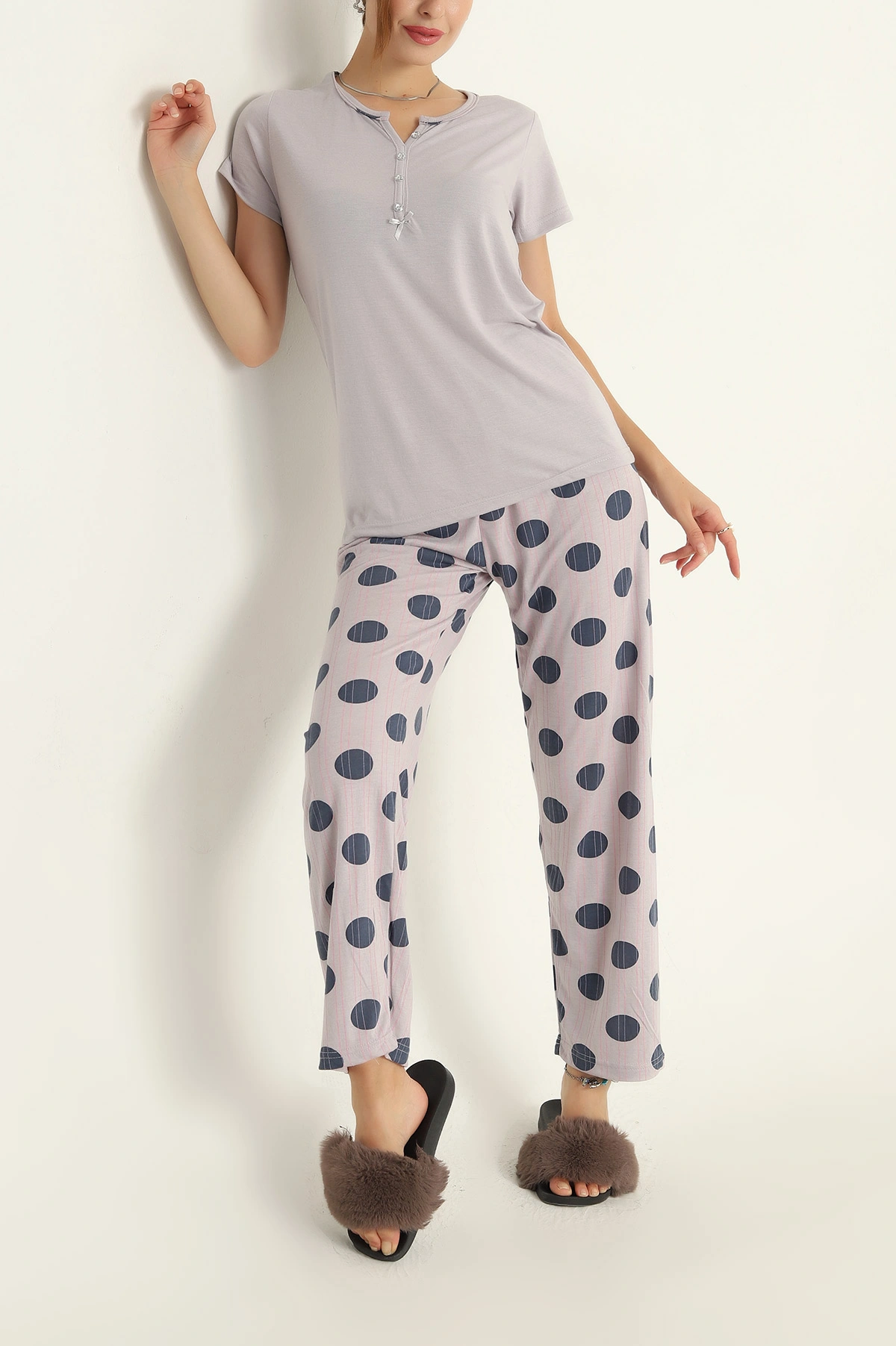 Gri Düğmeli Viskon Bayan Pijama Takımı 288960
