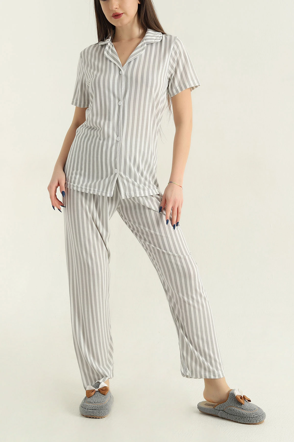 Gri Düğmeli Viskon Kadın Pijama Takımı 347358