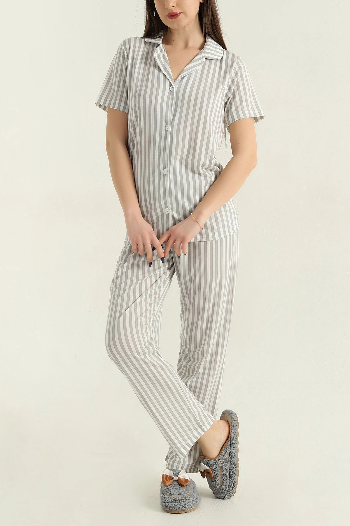 Gri Düğmeli Viskon Kadın Pijama Takımı 347358