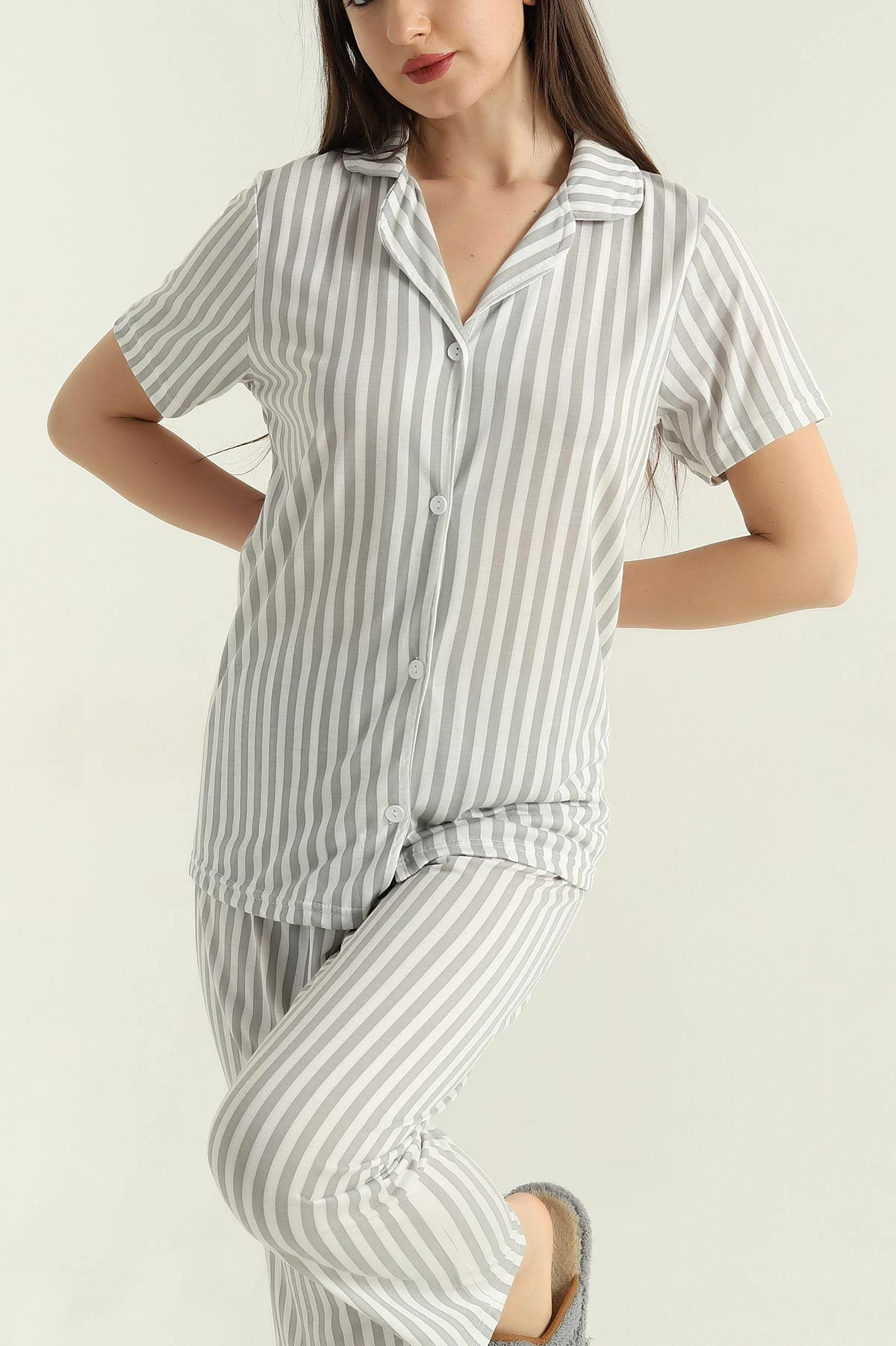 Gri Düğmeli Viskon Kadın Pijama Takımı 347358