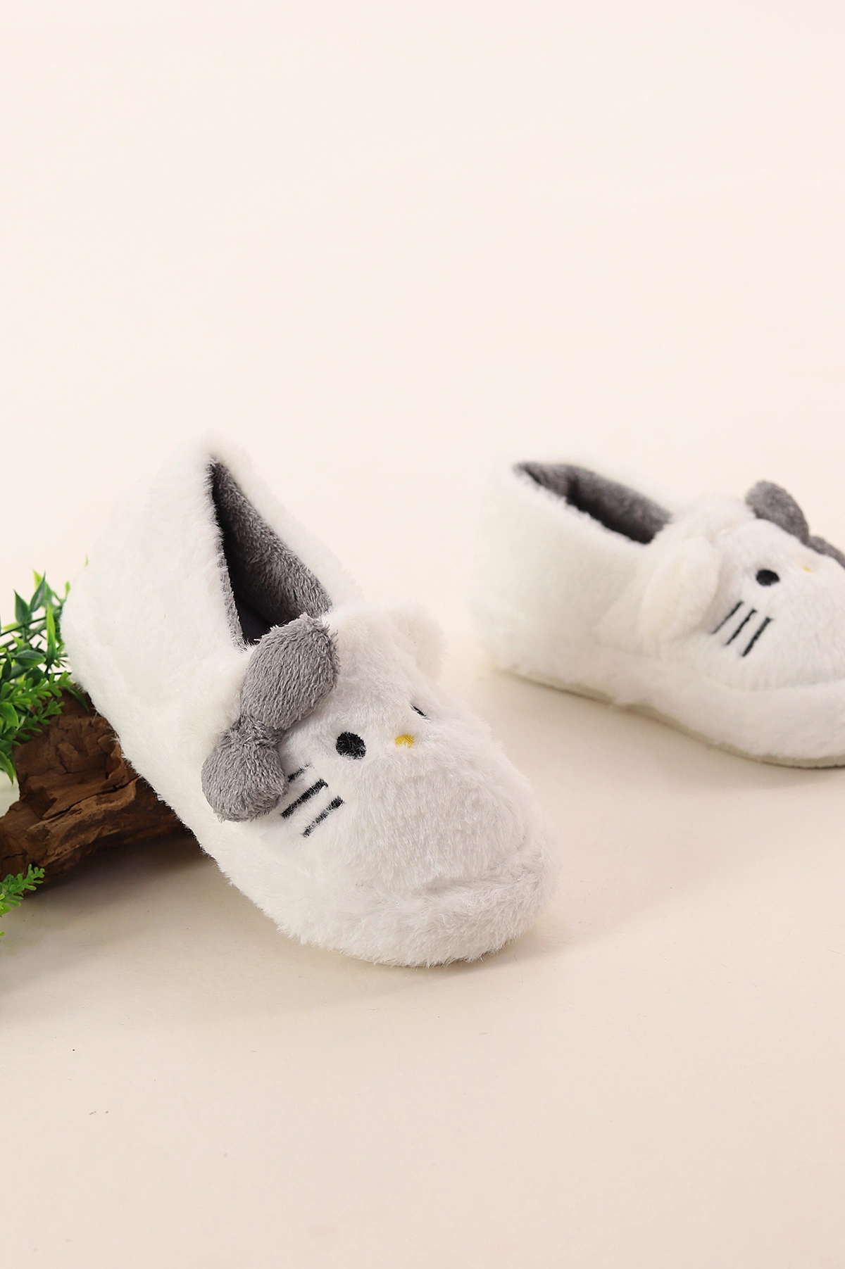 Gri Ekru ( 30 - 35 ) Peluş Figürlü Kız Çocuk Panduf 391089