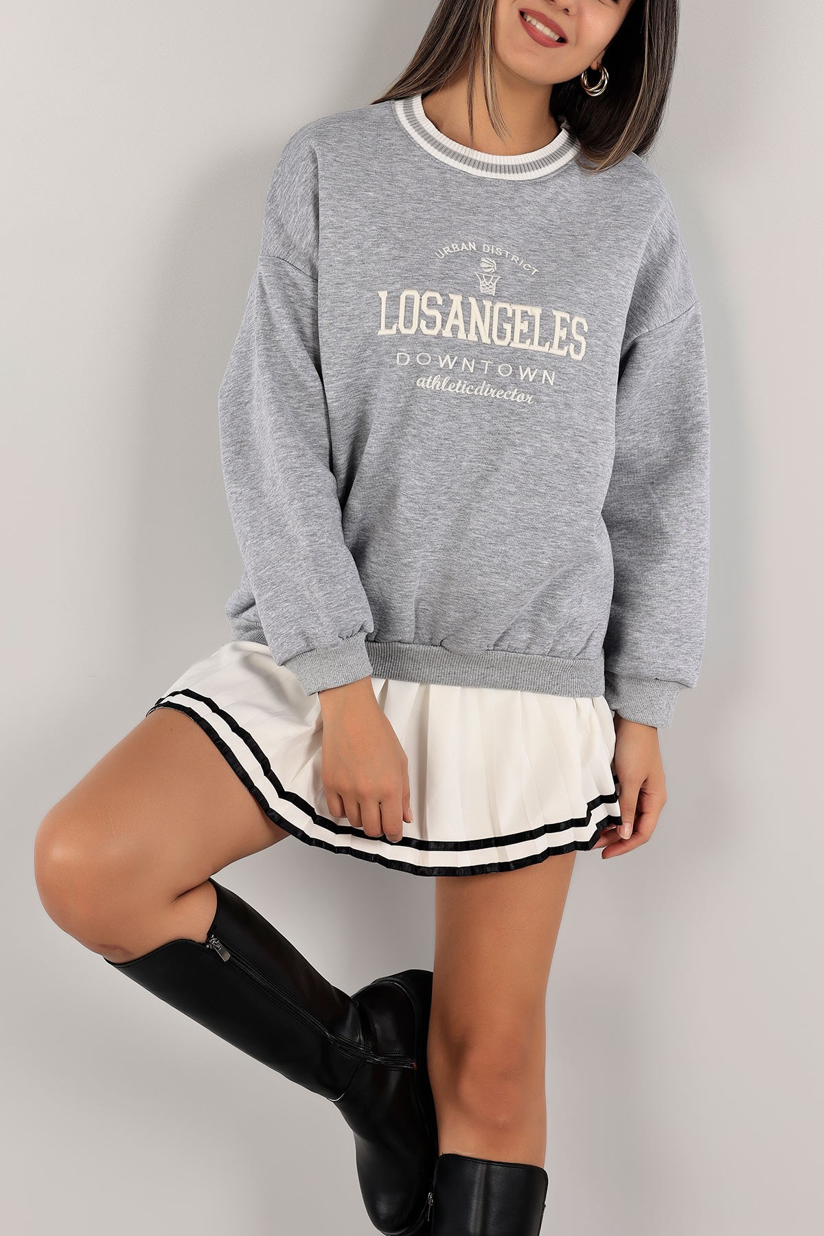Gri İçi Şardonlu Nakışlı Sweat 133820