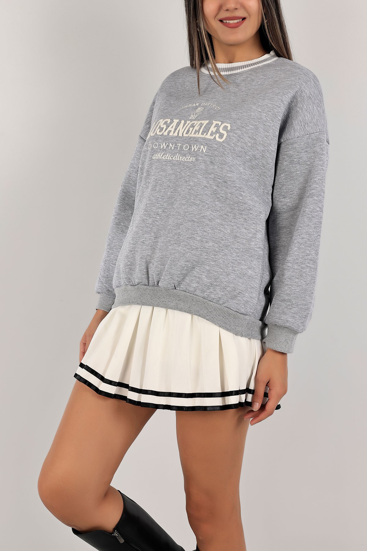 Gri İçi Şardonlu Nakışlı Sweat 133820