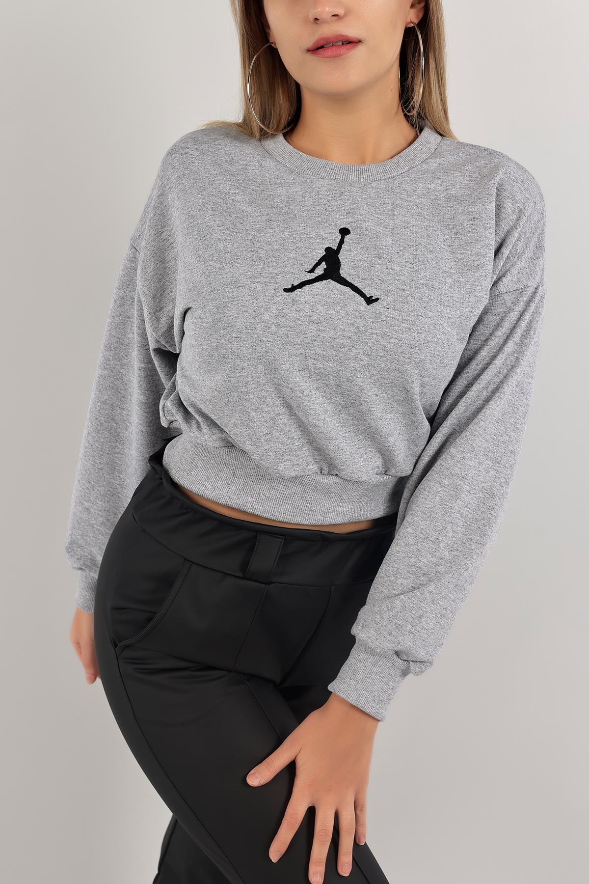 Gri İki İp Nakışlı Sweat 138831