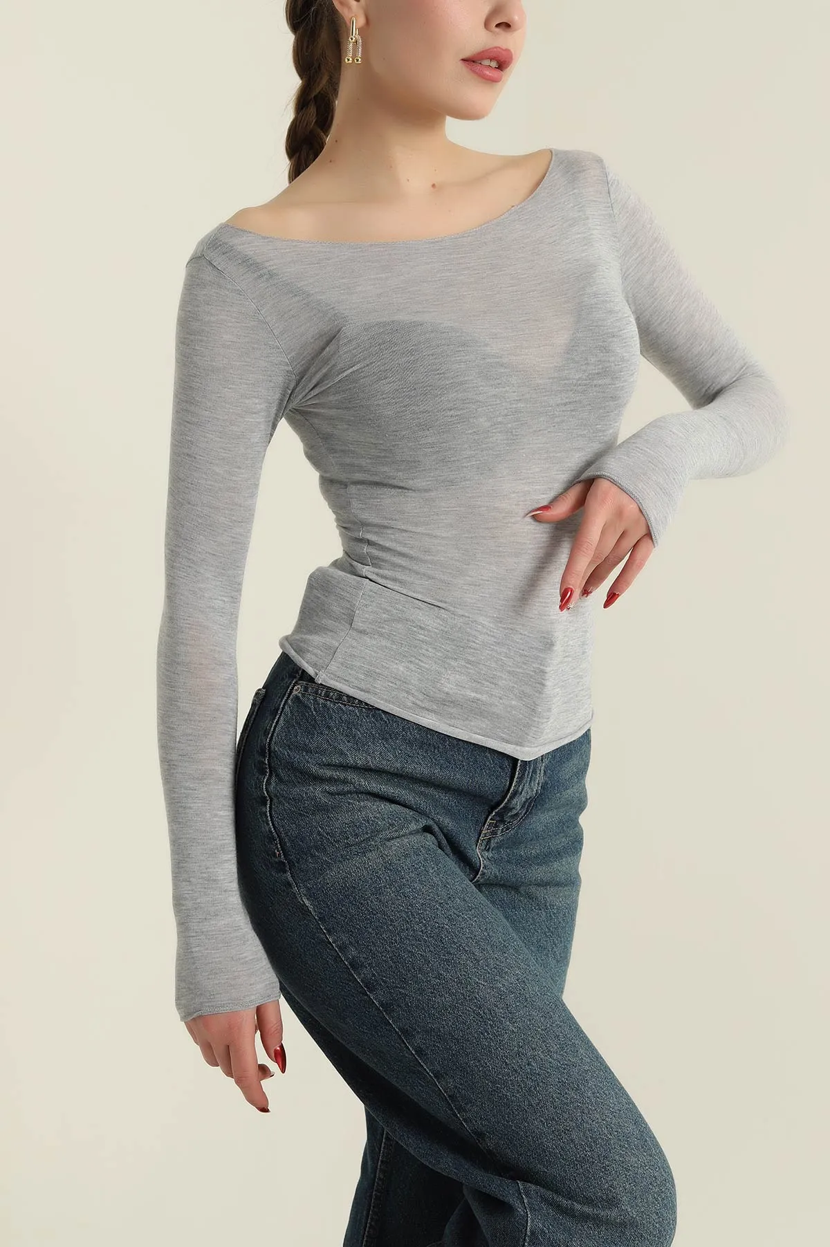 Gri Kayık Yaka Transparan Bluz 424954