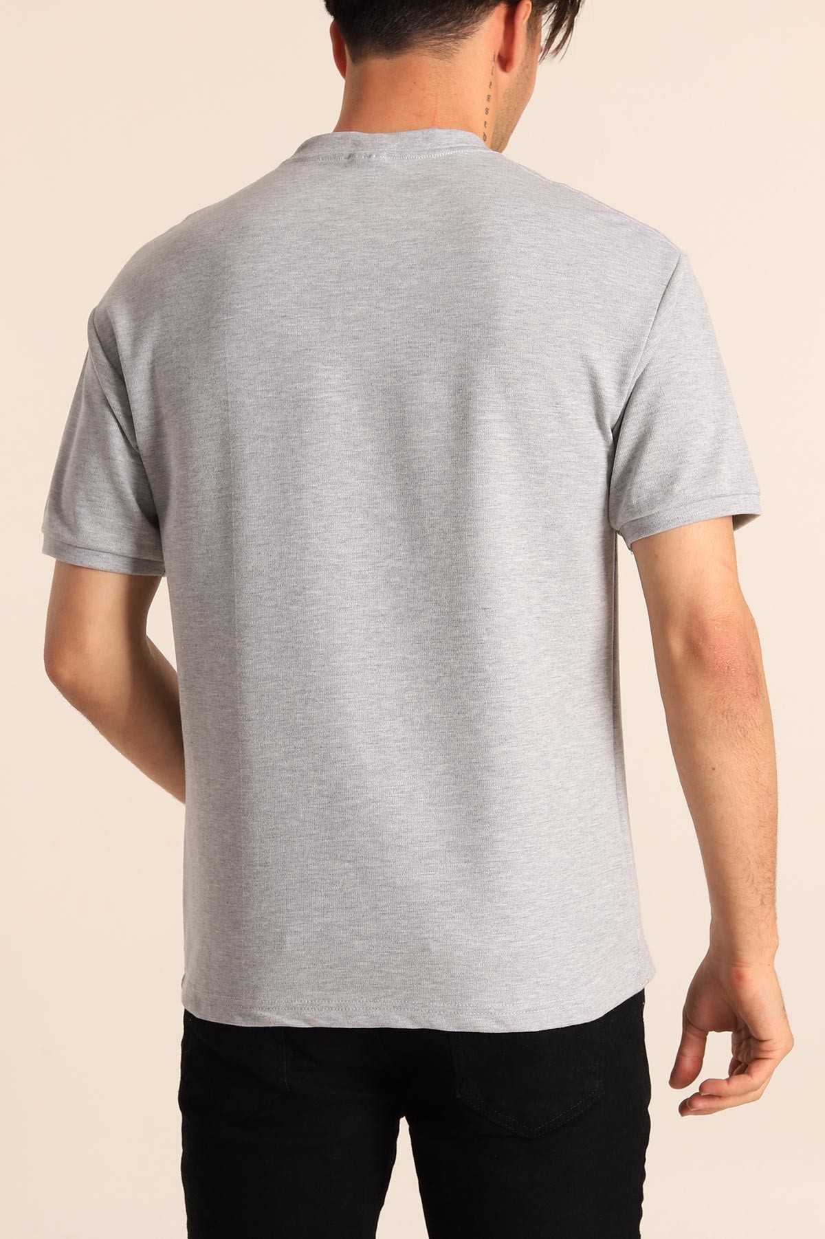 Gri Oversize Kabartma Yazılı Dikişli Erkek Tişört 181822