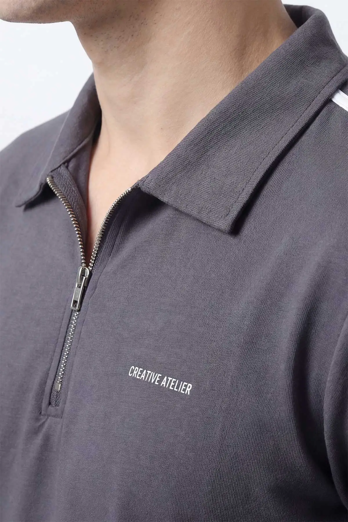 Gri Oysho Kumaş Yarım Fermuarlı Şerit Detaylı Erkek Tişört 449849