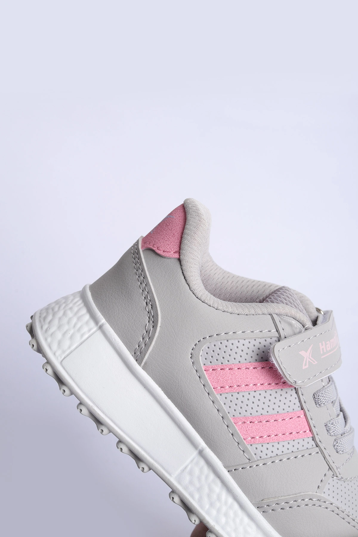 Gri Pembe  (31-35 Filet) Yan  Şeritli Cırtlı Kalın Taban Kız Çocuk Spor Ayakkabı 309105