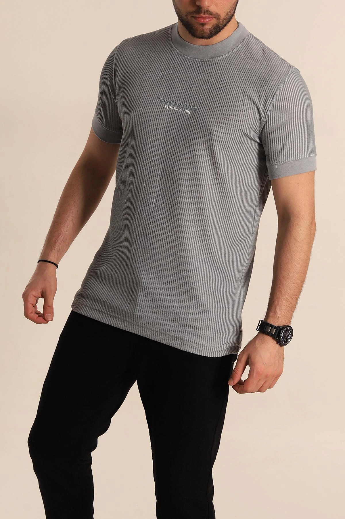 Gri Regular Fit Çizgi Dokulu Yazı Detay Erkek Tişört 268727