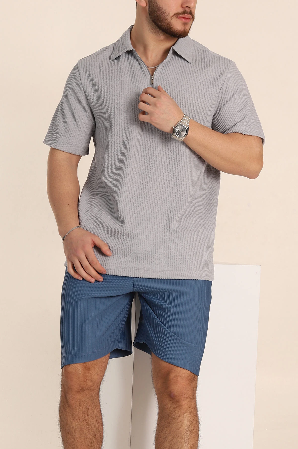 Gri Relaxed Fit Fitilli Doku Fermuarlı Polo Yaka Erkek Tişört 347559