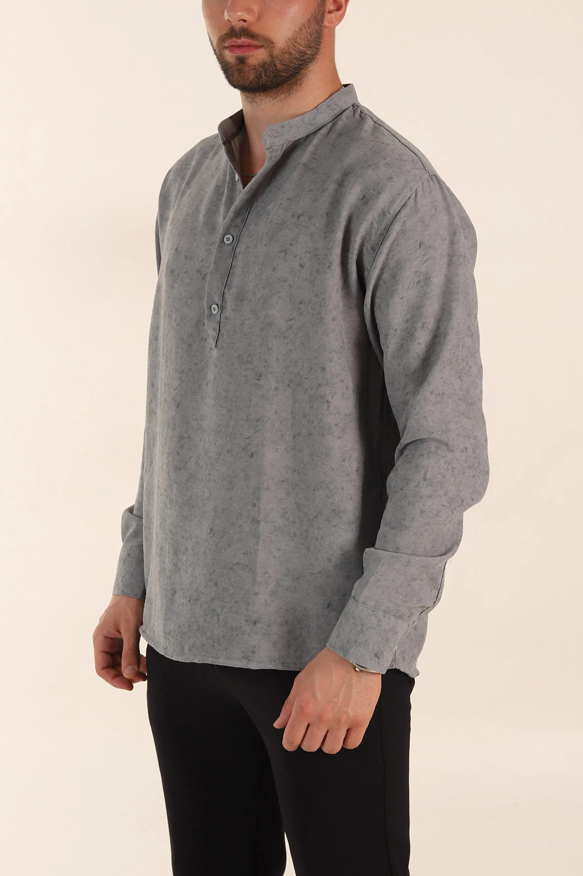 Gri Relaxed Fit Yarım Düğmeli Hakim Yaka Uzun Kollu Erkek Gömlek 369366