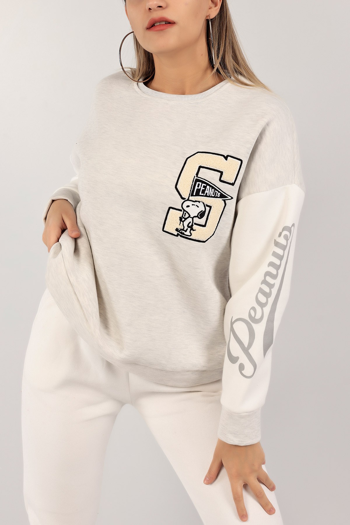 Gri Şardonlu Süzene Nakışlı Sweat 143199