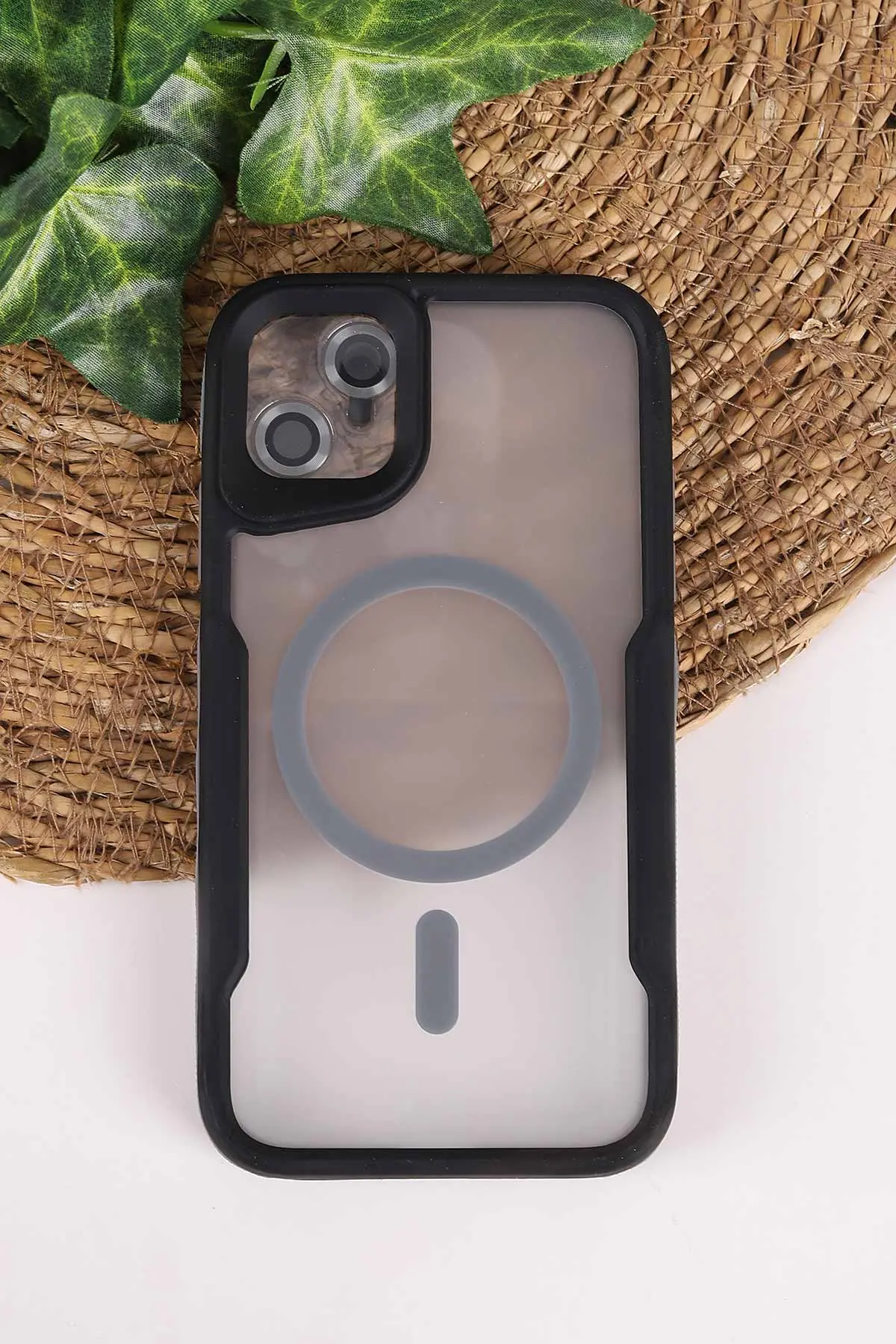 Gri TeknoCase İphone 11 Uyumlu Matte Guard Serisi Lens Korumalı Silikon Telefon Kılıfı 472437