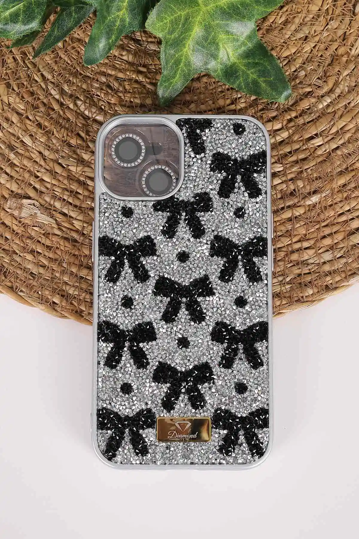 Gri TeknoCase İPhone 13 Uyumlu Perfect Diamond Case Serisi Taşlı Lens Hediyeli Sert Silikon Telefon Kılıfı 480777