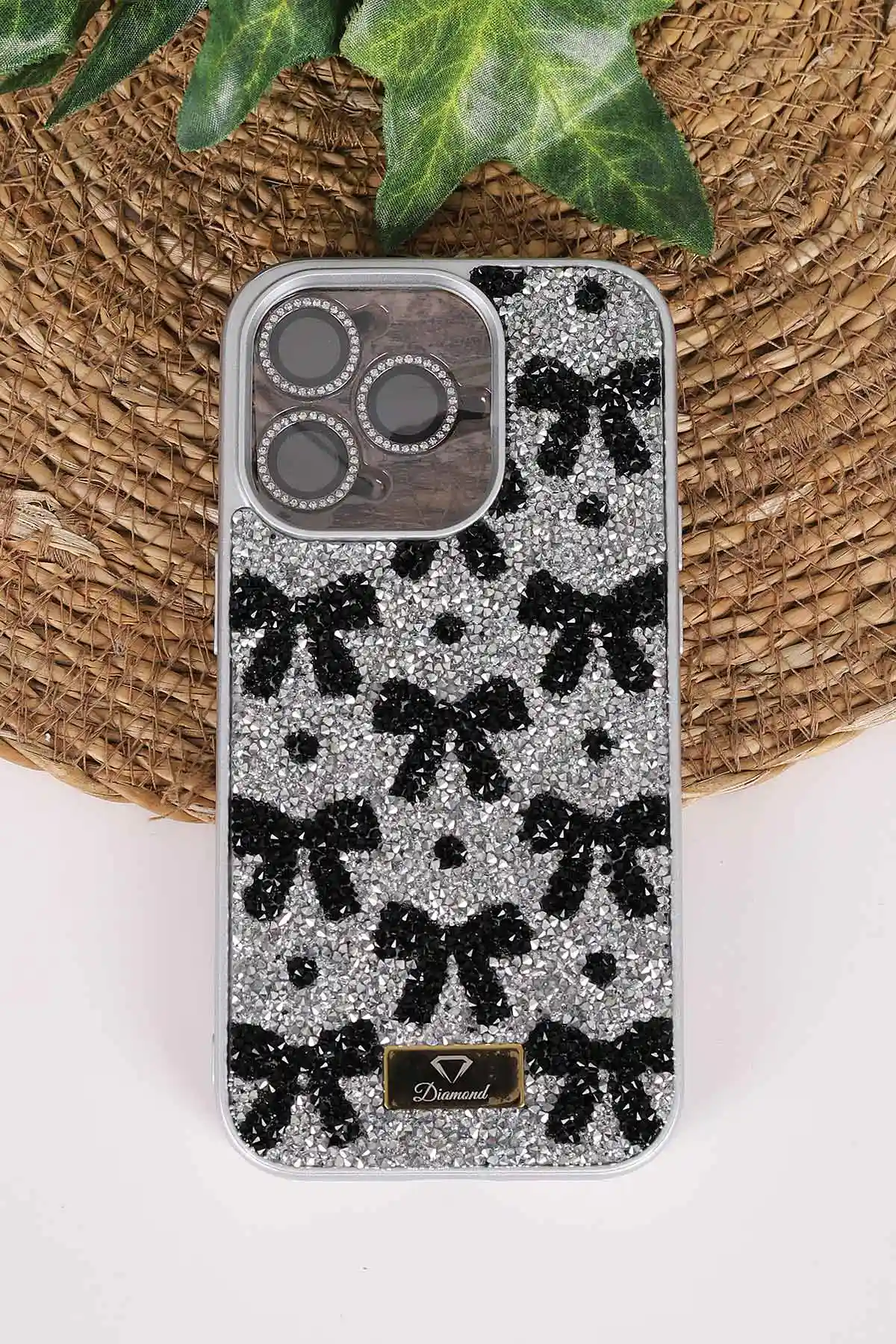 Gri TeknoCase İPhone 14 Pro Uyumlu Perfect Diamond Case Serisi Taşlı Lens Hediyeli Sert Silikon Telefon Kılıfı 480797