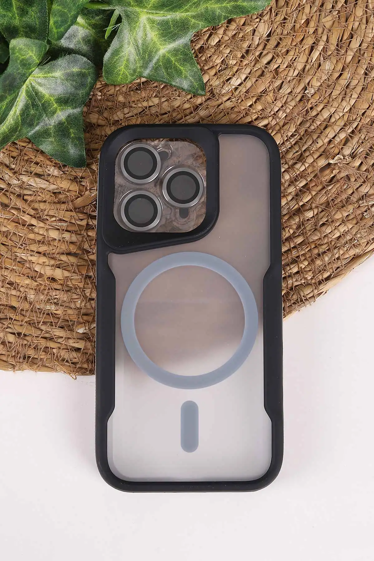 Gri TeknoCase İphone 15 Pro Uyumlu Matte Guard Serisi Lens Korumalı Silikon Telefon Kılıfı 472457