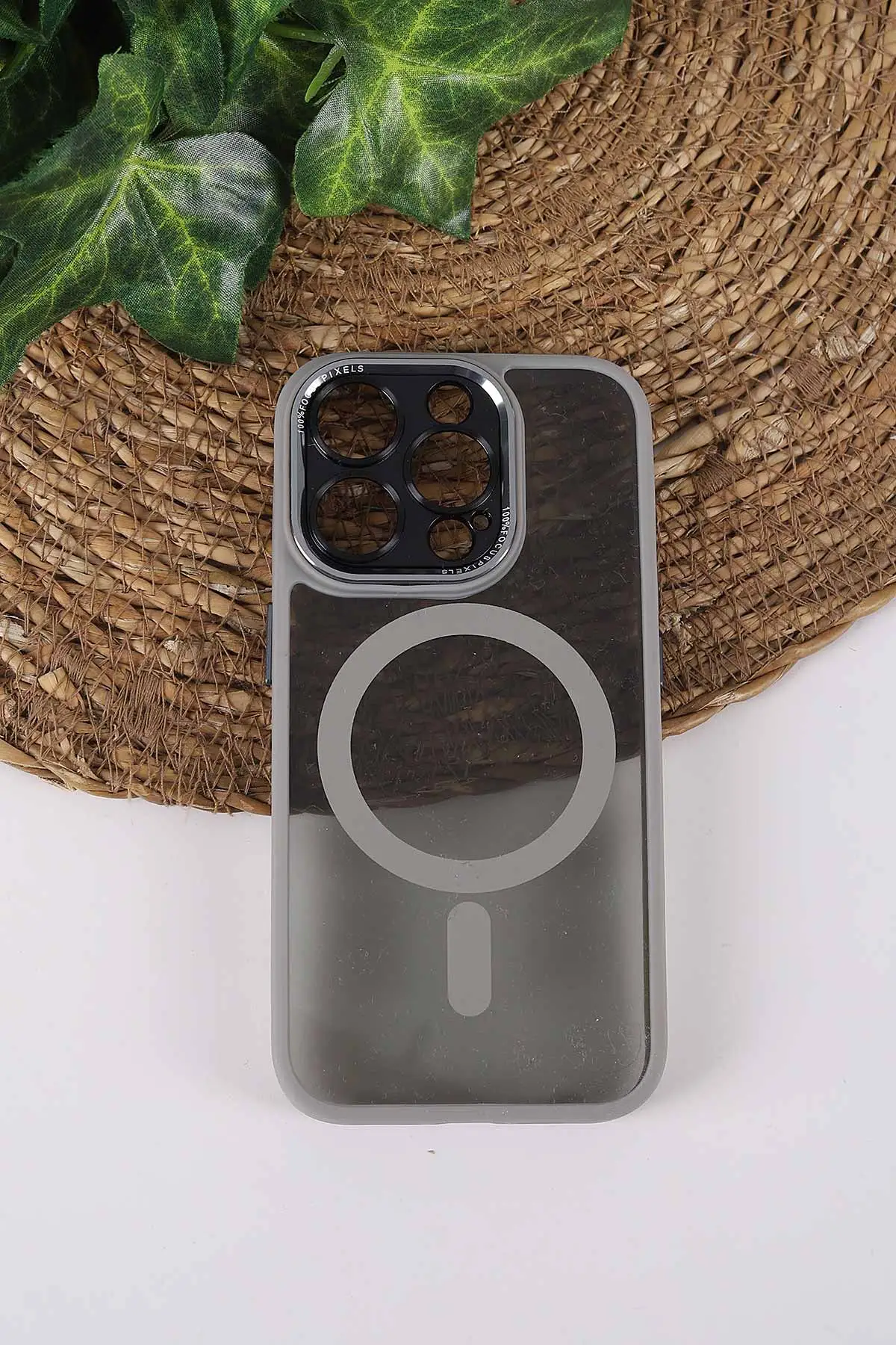 Gri TeknoCase İPhone 15 Pro Uyumlu Wesley Case Serisi Magsafe Özellikli Transparan Sert Silikon Telefon Kılıfı 430605