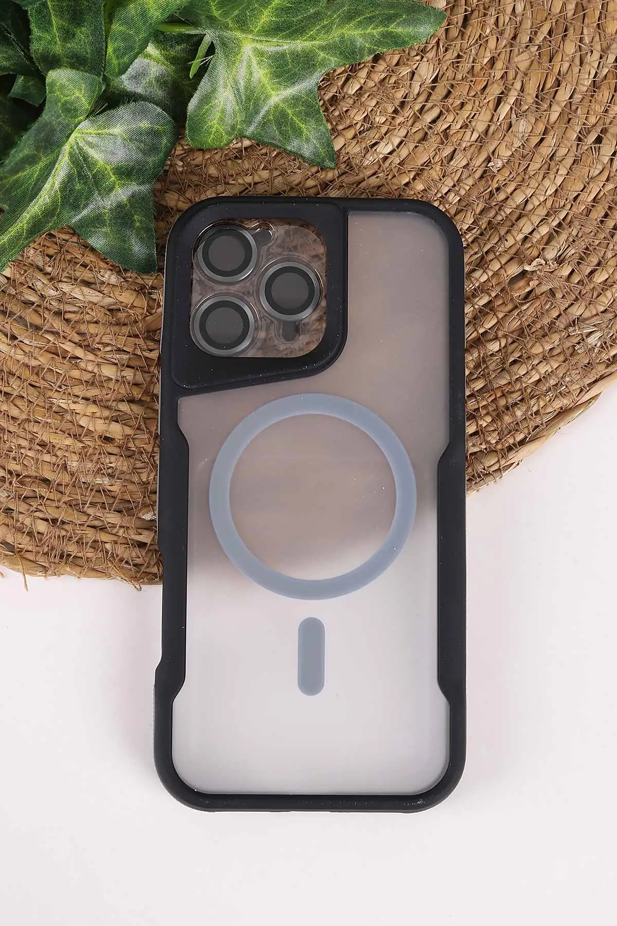 Gri TeknoCase İphone 16 Pro Max Uyumlu Matte Guard Serisi Lens Korumalı Silikon Telefon Kılıfı 472491