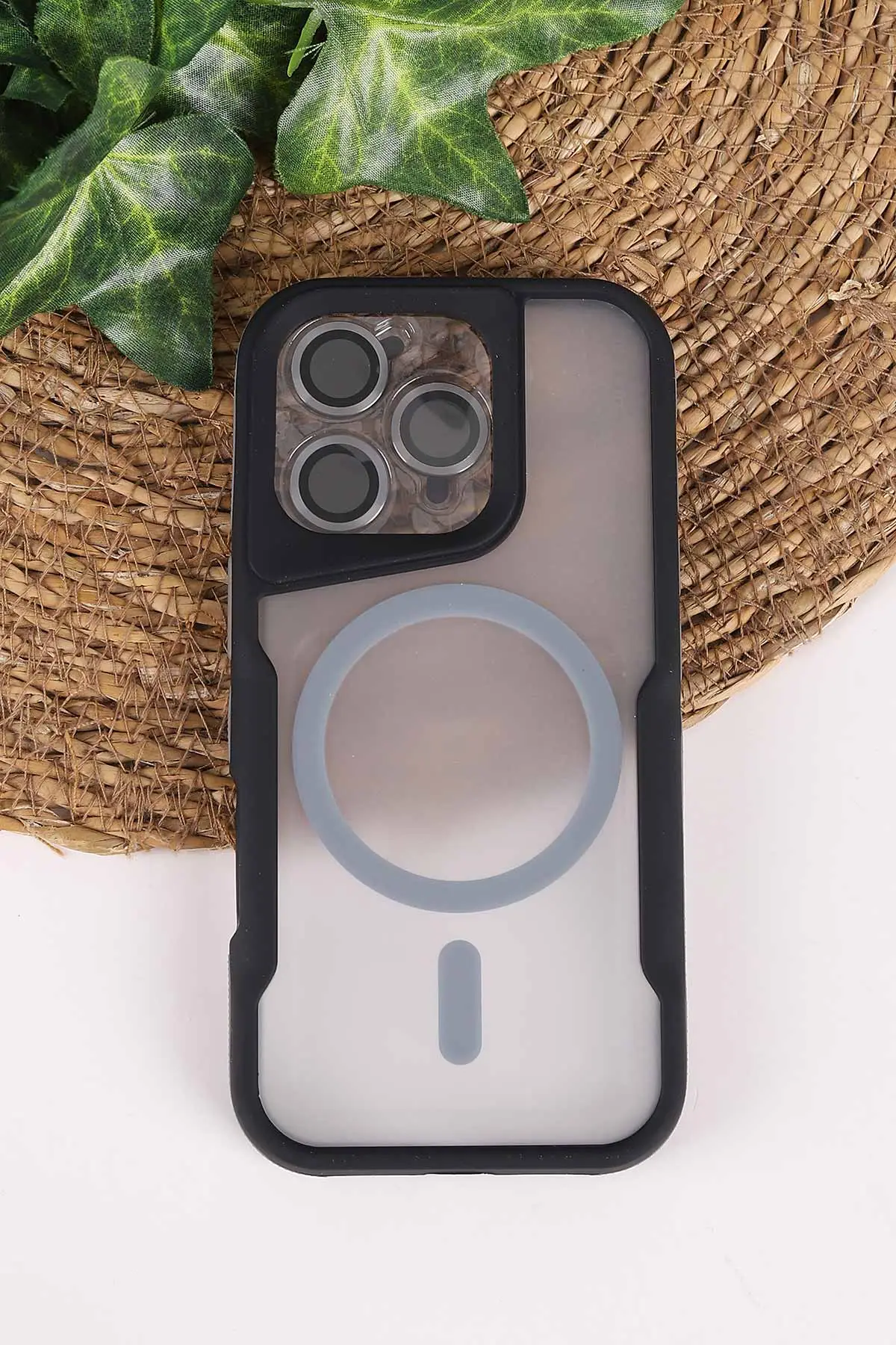 Gri TeknoCase İphone 16 Pro Uyumlu Matte Guard Serisi Lens Korumalı Silikon Telefon Kılıfı 472480