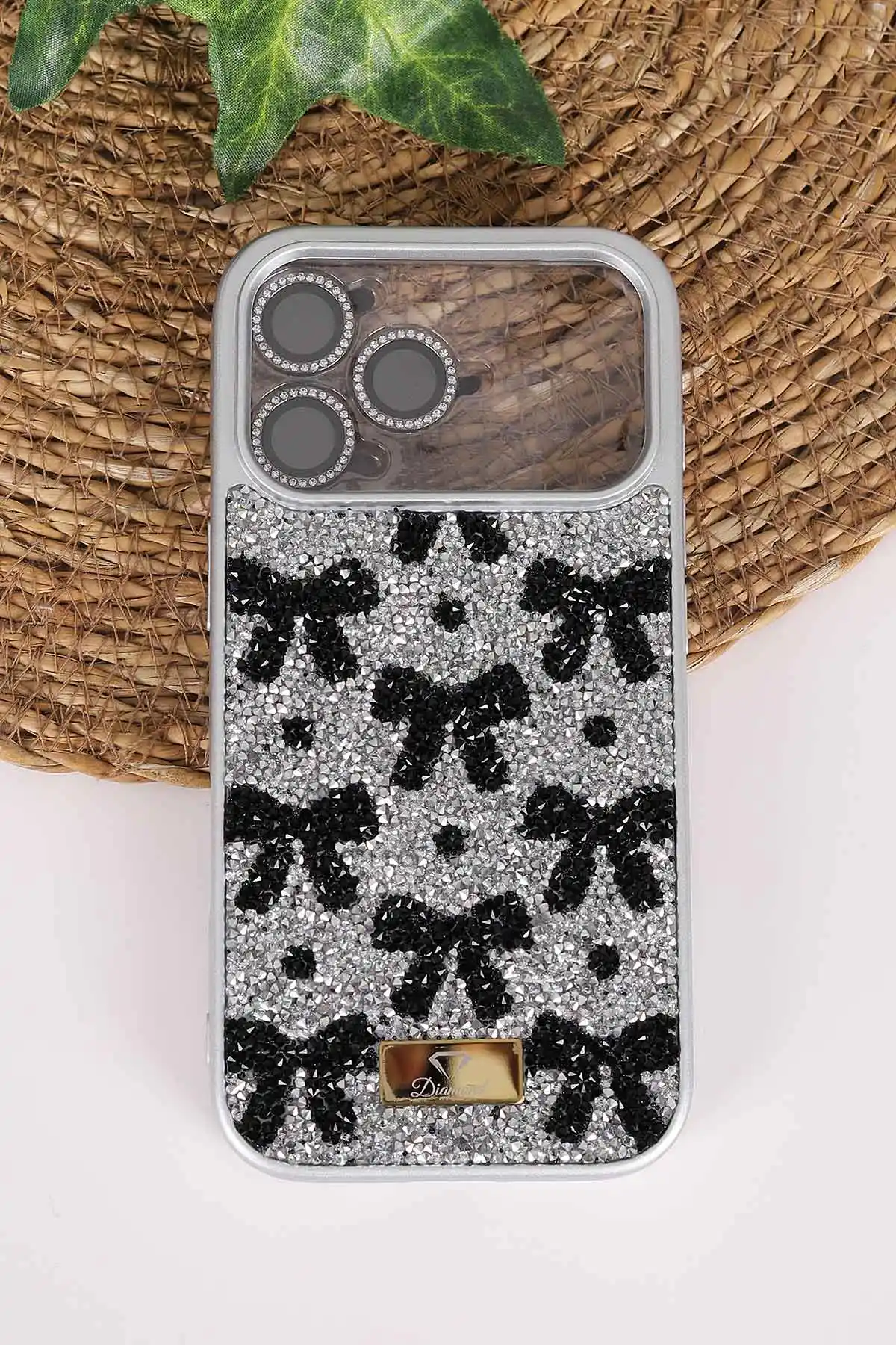 Gri TeknoCase İPhone 17 Pro Uyumlu Perfect Diamond Case Serisi Taşlı Lens Hediyeli Sert Silikon Telefon Kılıfı 480862