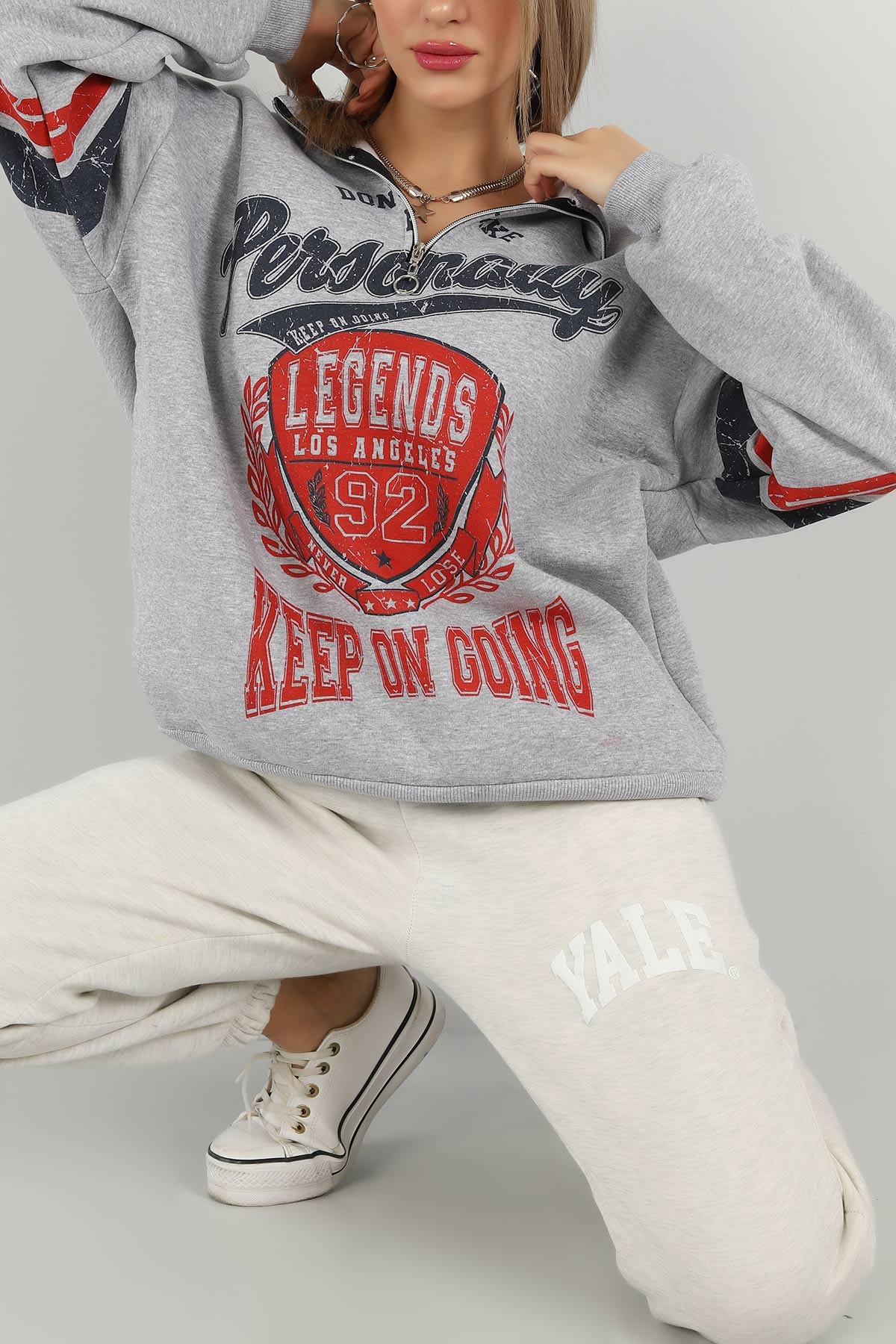 Gri Yarım Fermuarlı İçi Şardonlu Sweat 144074