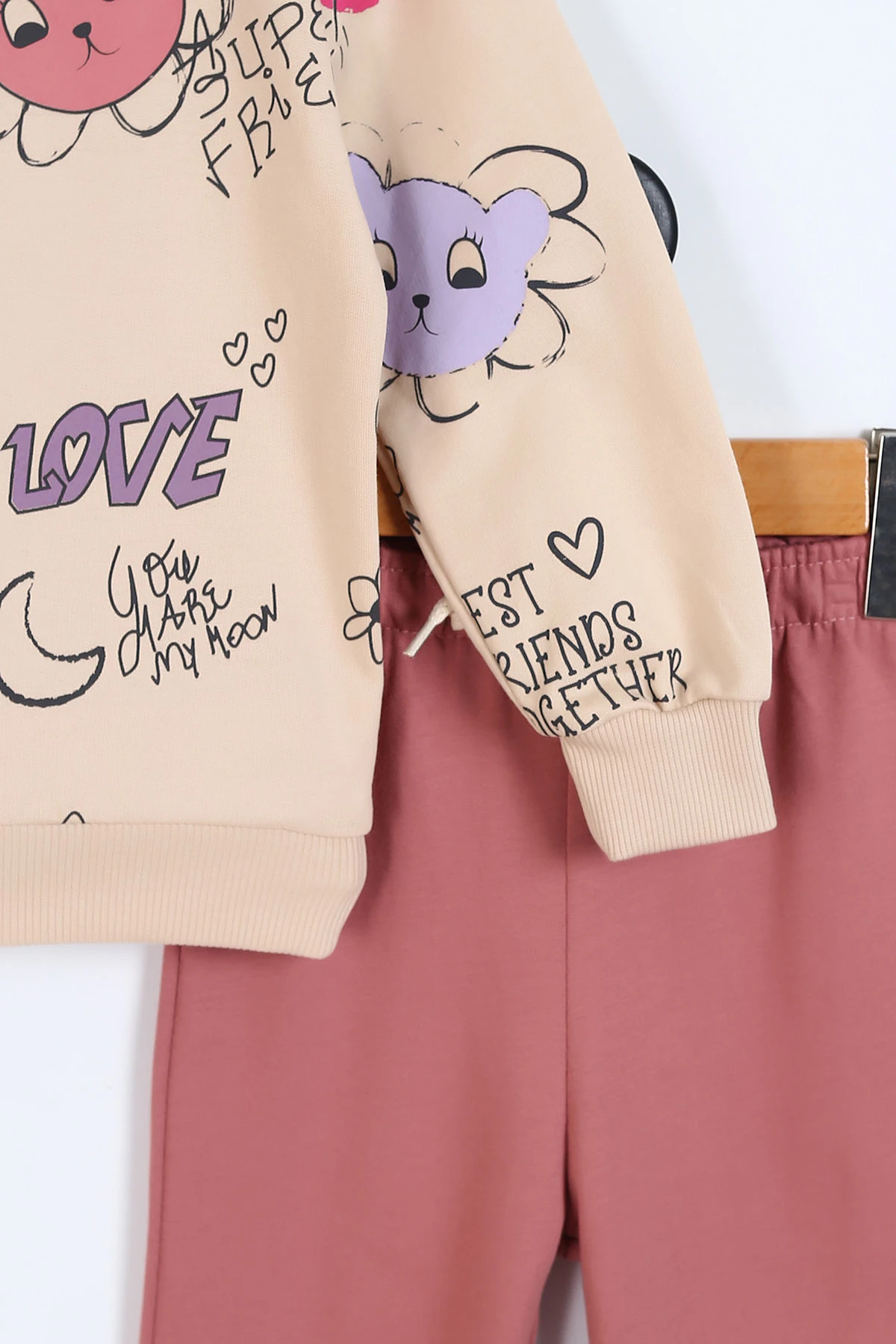 Gül Kurusu (2-5 Yaş)Love Baskılı Kız Çocuk Takım 337131
