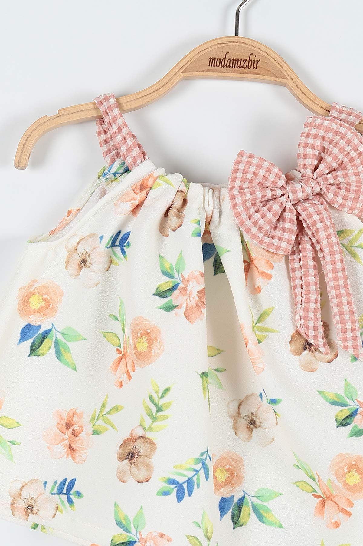 Gül Kurusu (6-24 Ay) Çiçek Baskılı Fiyonklu Askılı Şortlu Kız Bebe Takım 184457