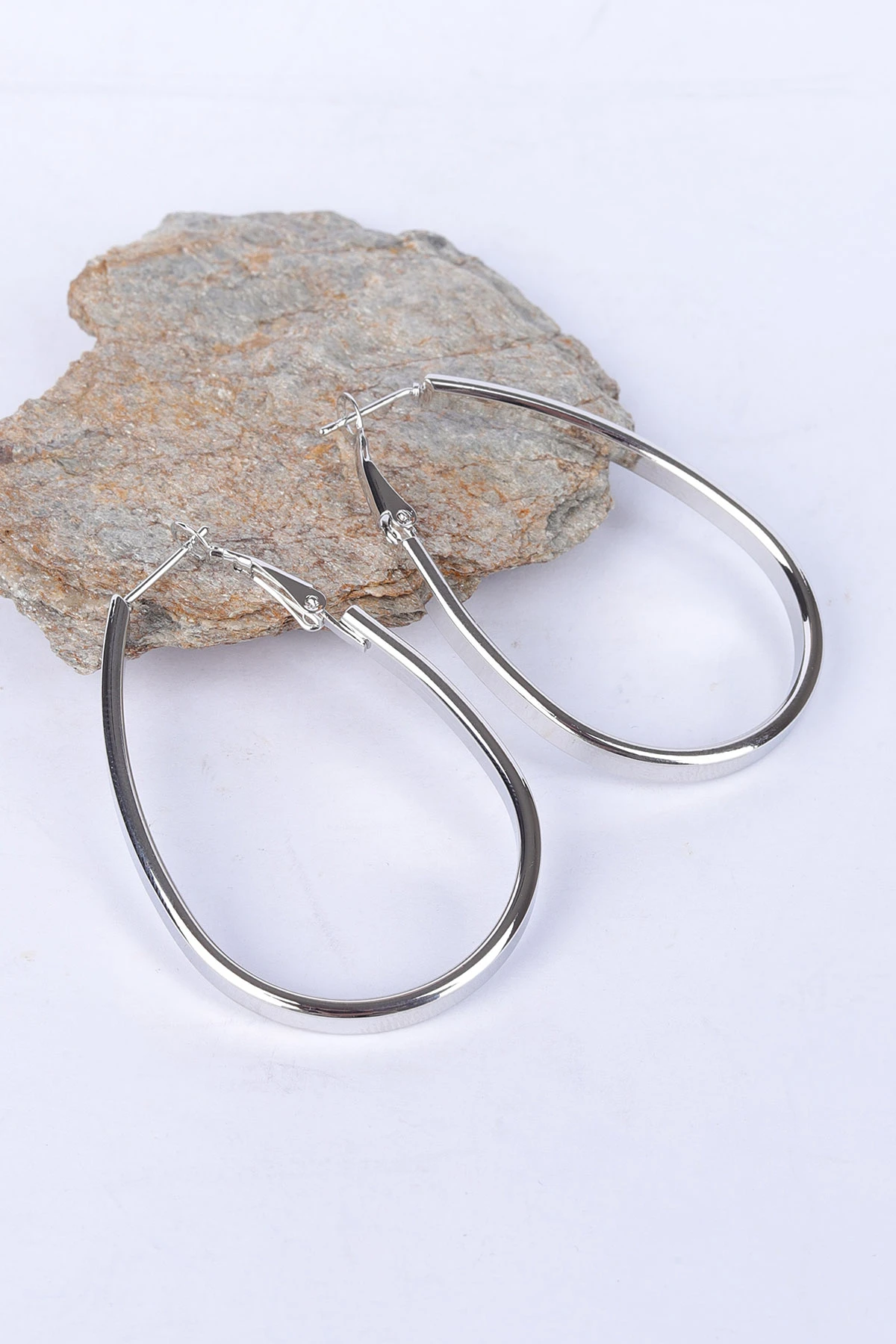 Gümüş Oval Kalın Yassı Küpe 330855