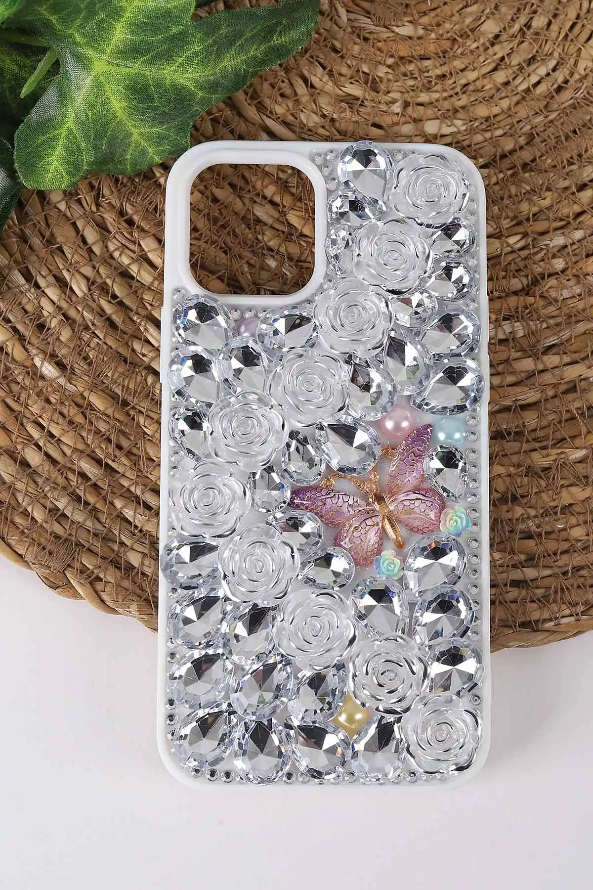 Gümüş TeknoCase İPhone 12 Uyumlu Daisy Case Serisi Taşlı Vakumlu Sert Silikon Telefon Kılıfı 431024