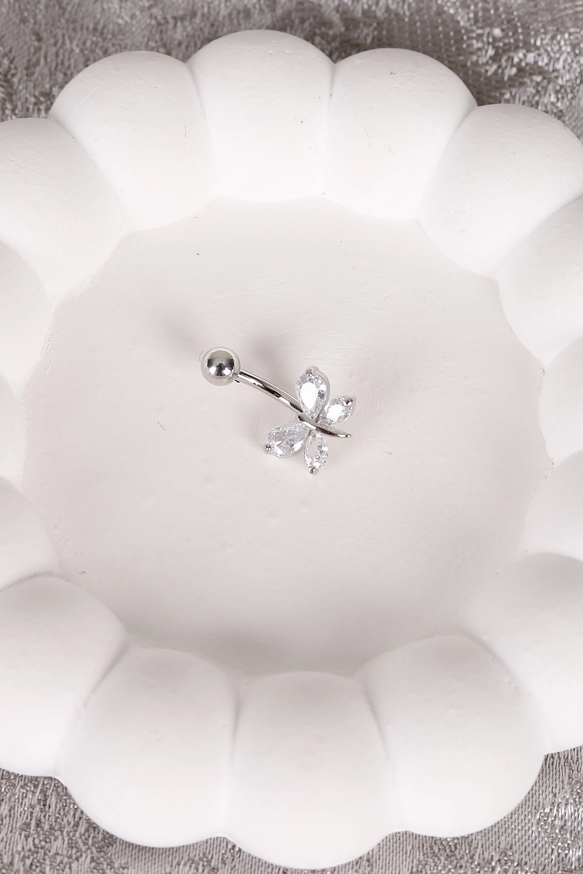 Gümüş Yusufçuk Model Göbek Piercingi 479601