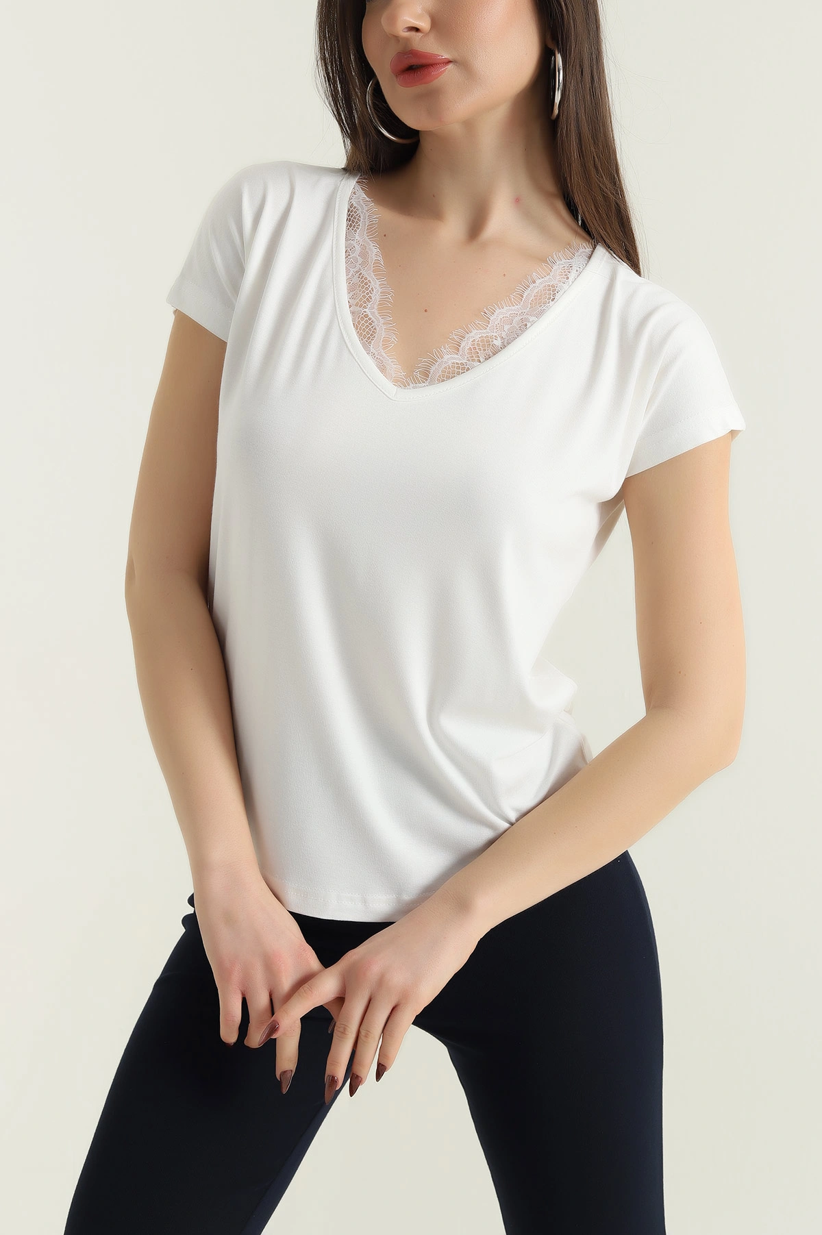Güpür Detay Likralı Bluz 430073