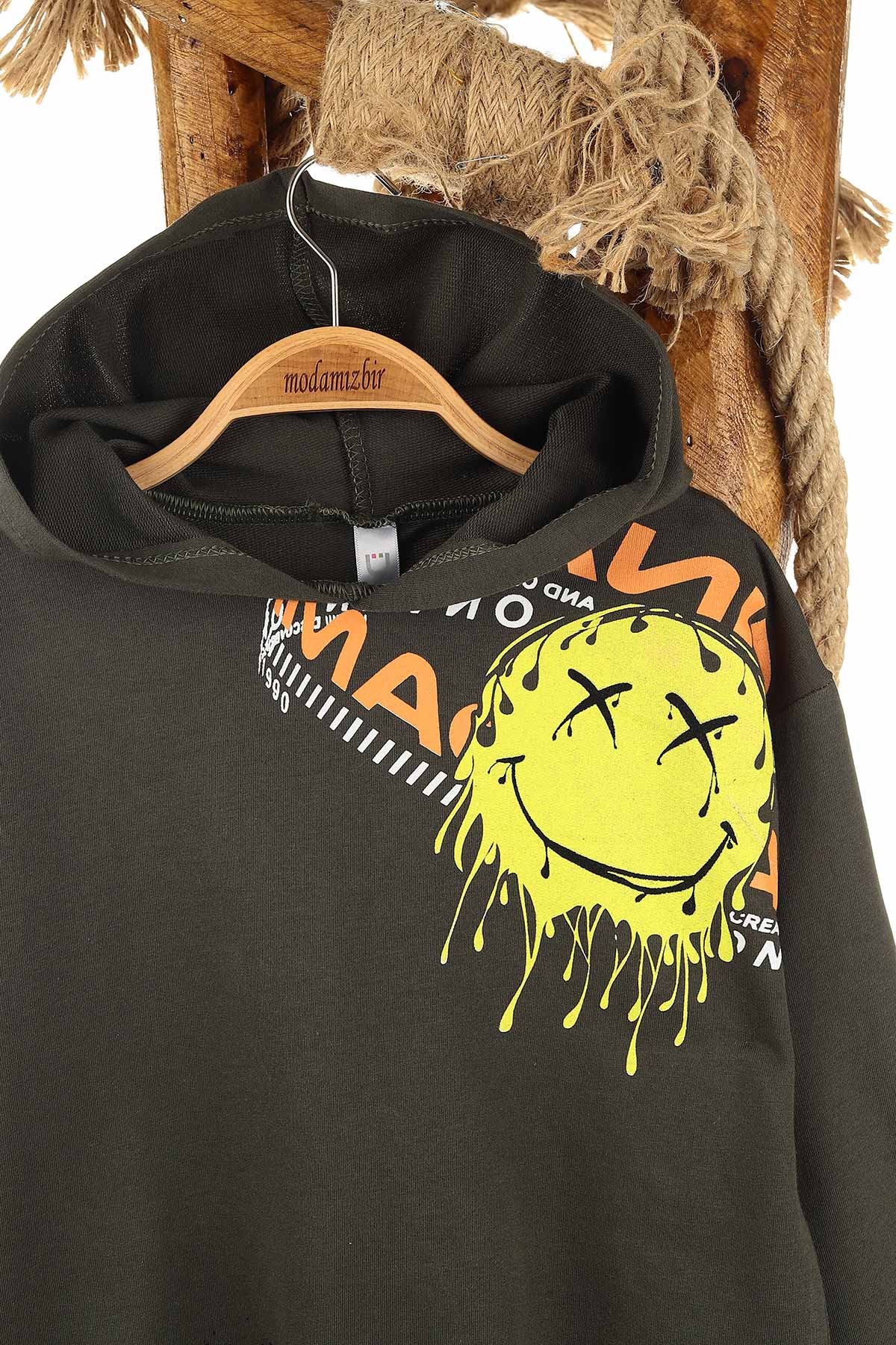 Haki (5-8 Yaş) Feel Happy Baskılı Kapüşonlu  Mevsimlik Erkek Çocuk Sweat 157152