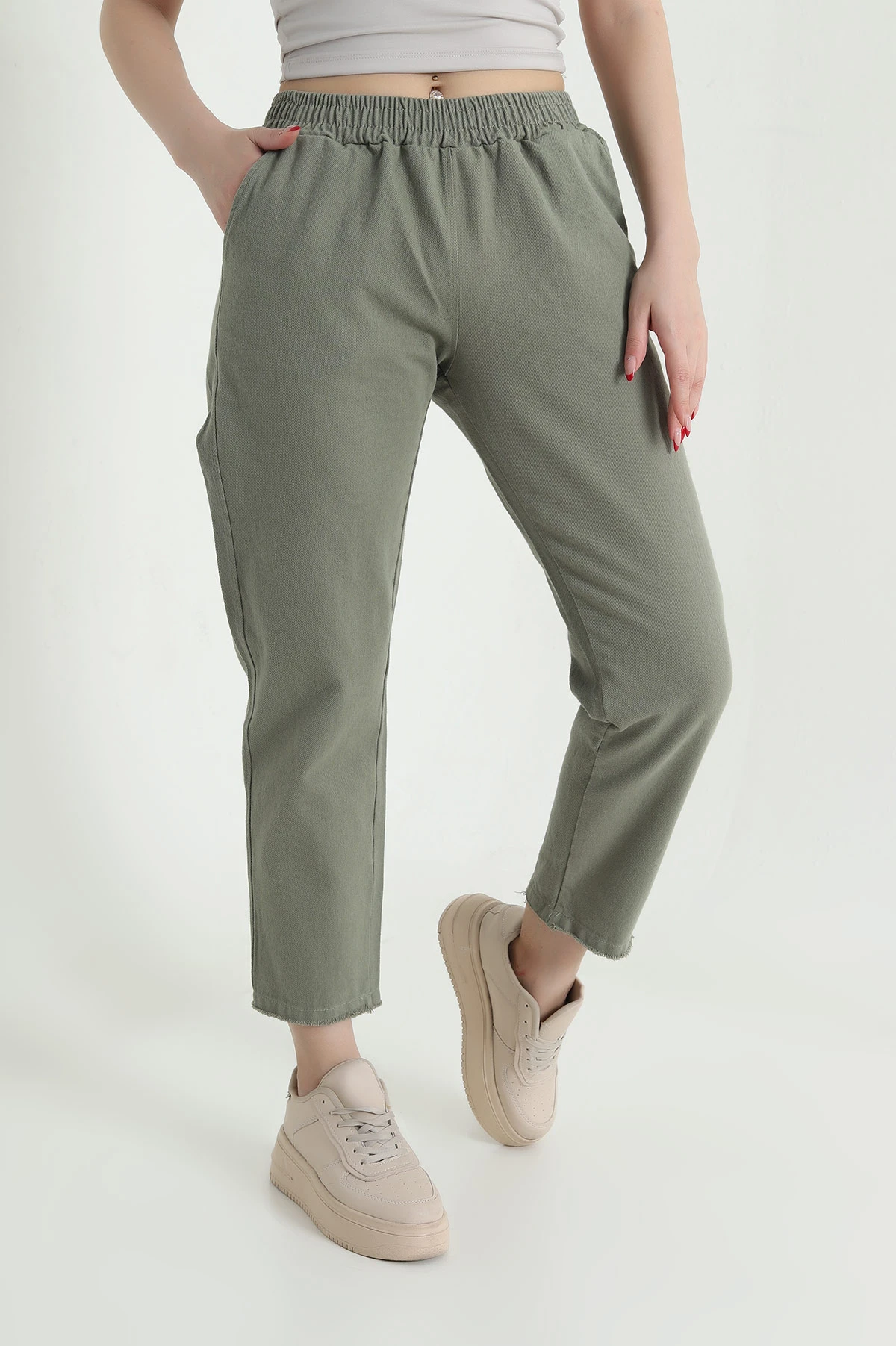 Haki Bel Lastikli Cep Detay Gabardin Kadın Pantolon 440777